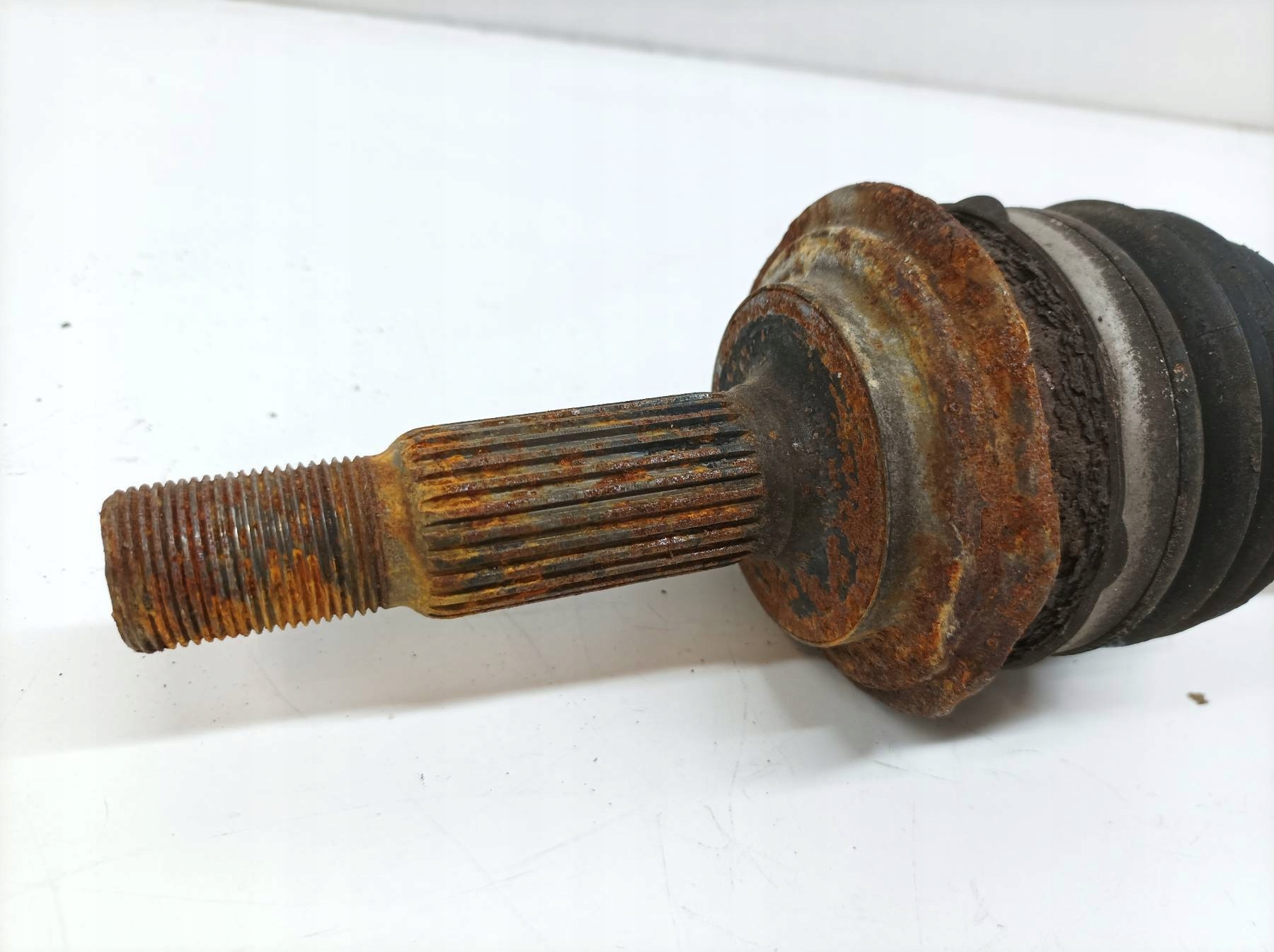 semi-axis left front 1.0 B 434200D160 Toyota Yaris II (2005-2011)