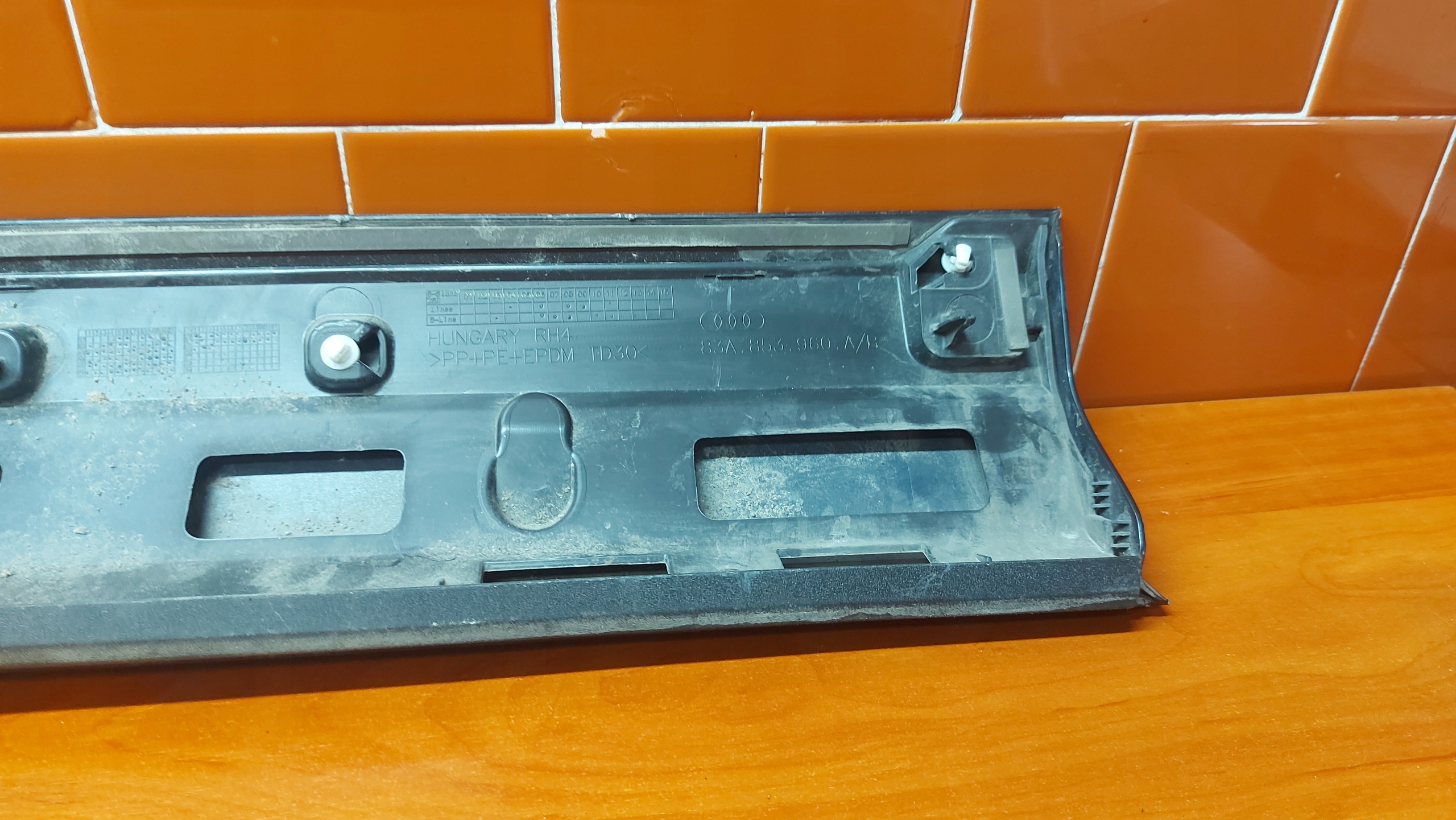 moulding door right right front front AUDI Q3 19