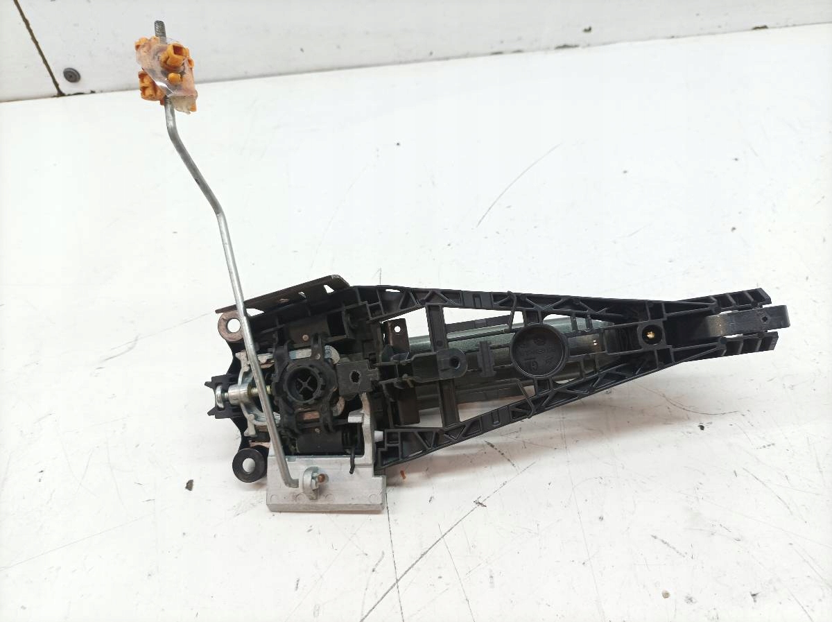 handle exterior right front Z10A 13577495 Opel Astra IV (2009- ) J