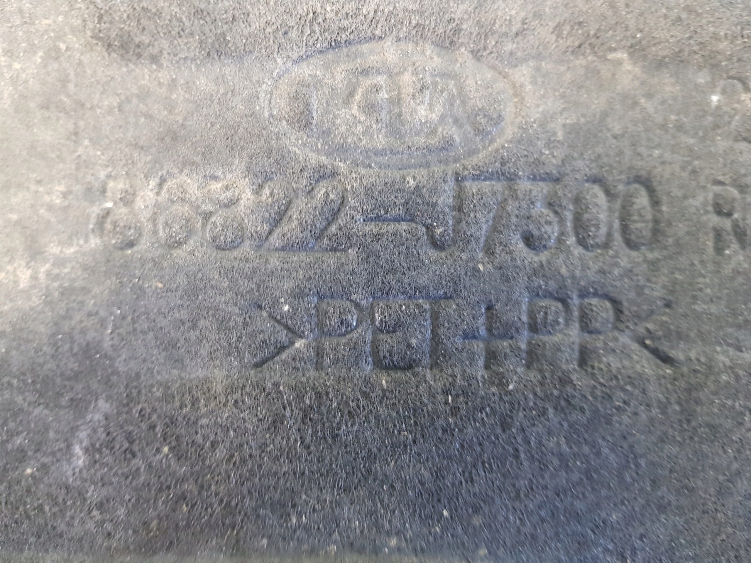 mudguard right rear. KIA CEED III 86822-J7300