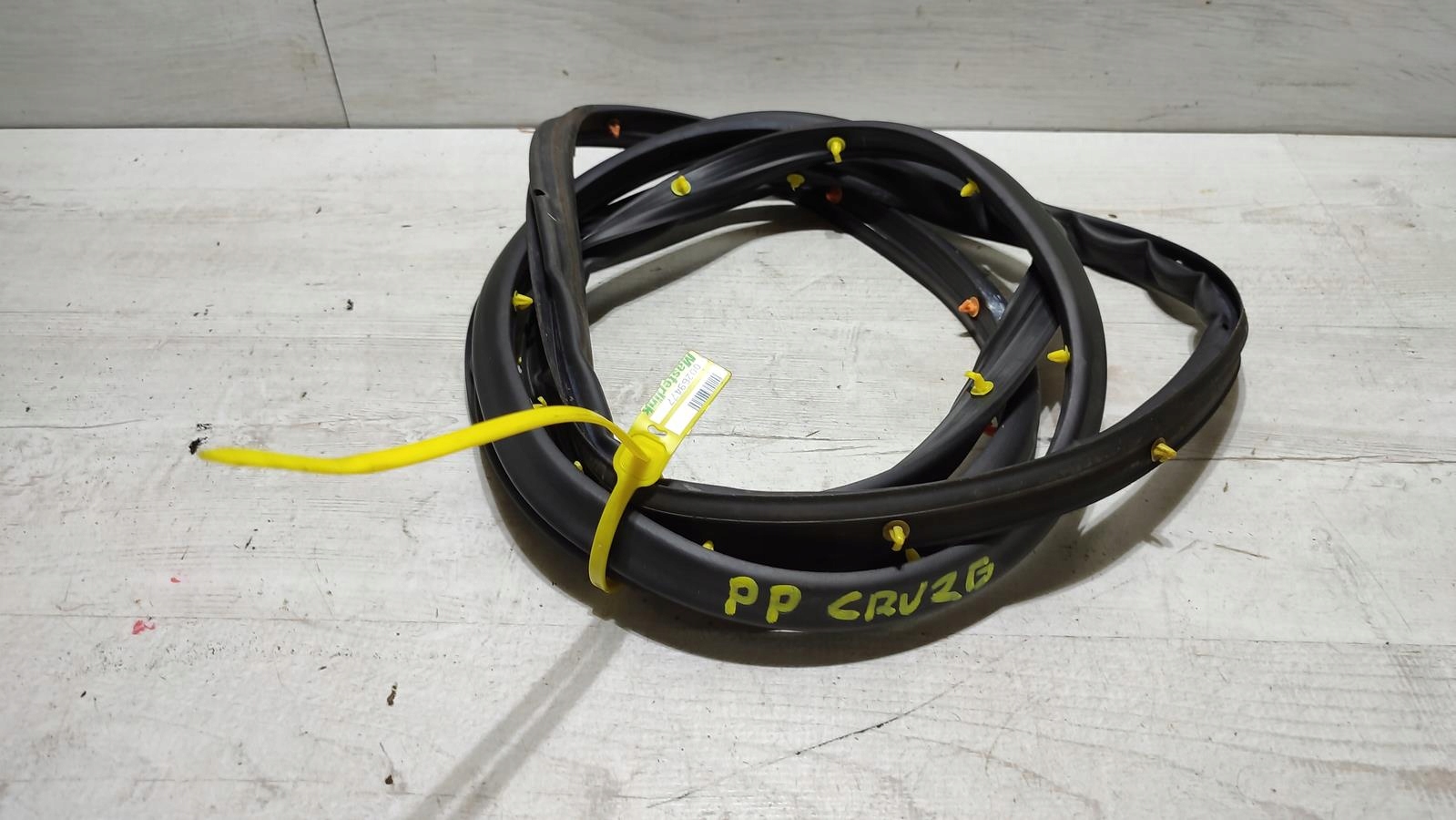 gasket door right front Chevrolet Cruze