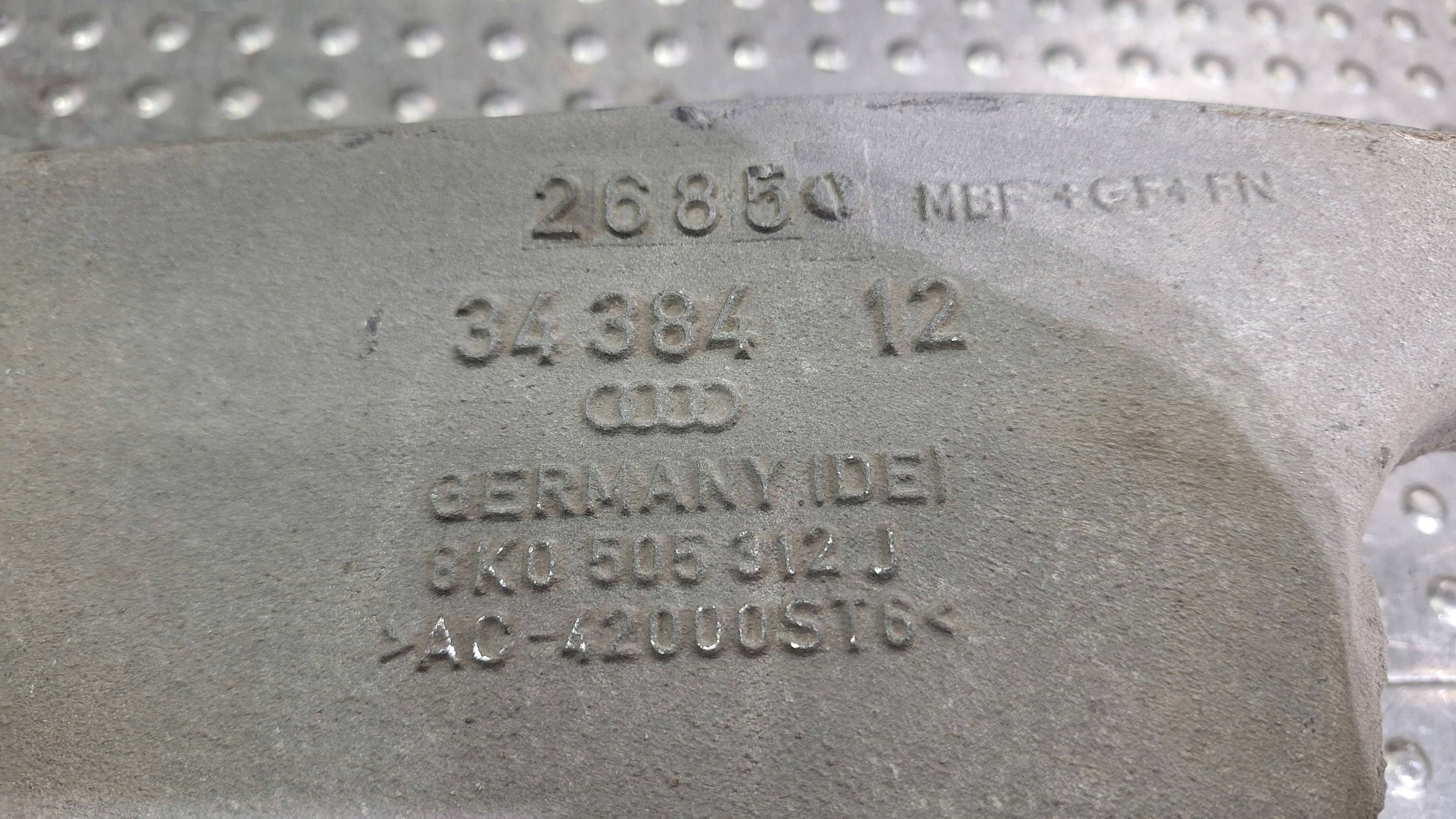 Querlenker Achsträgers rechts heck 8K0505312J AUDI A4 B8 A5 8T Original