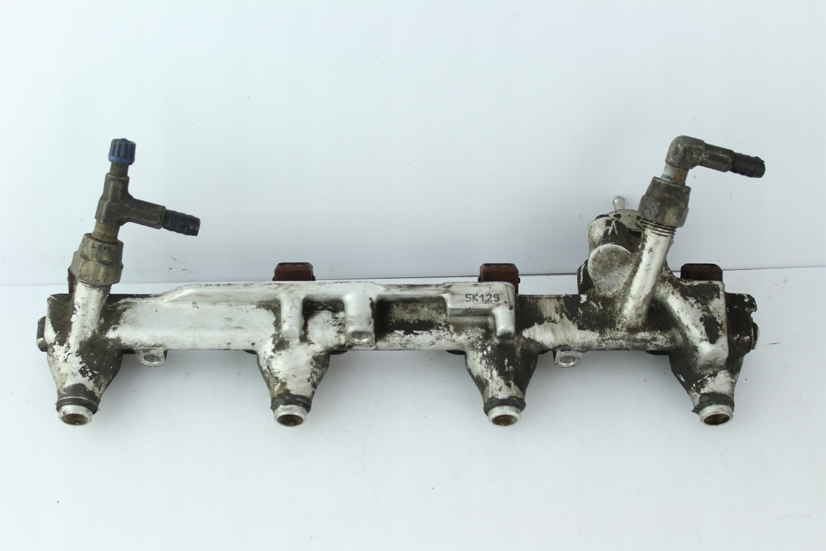 Rampe injection FORD 938F9D280CA FORD