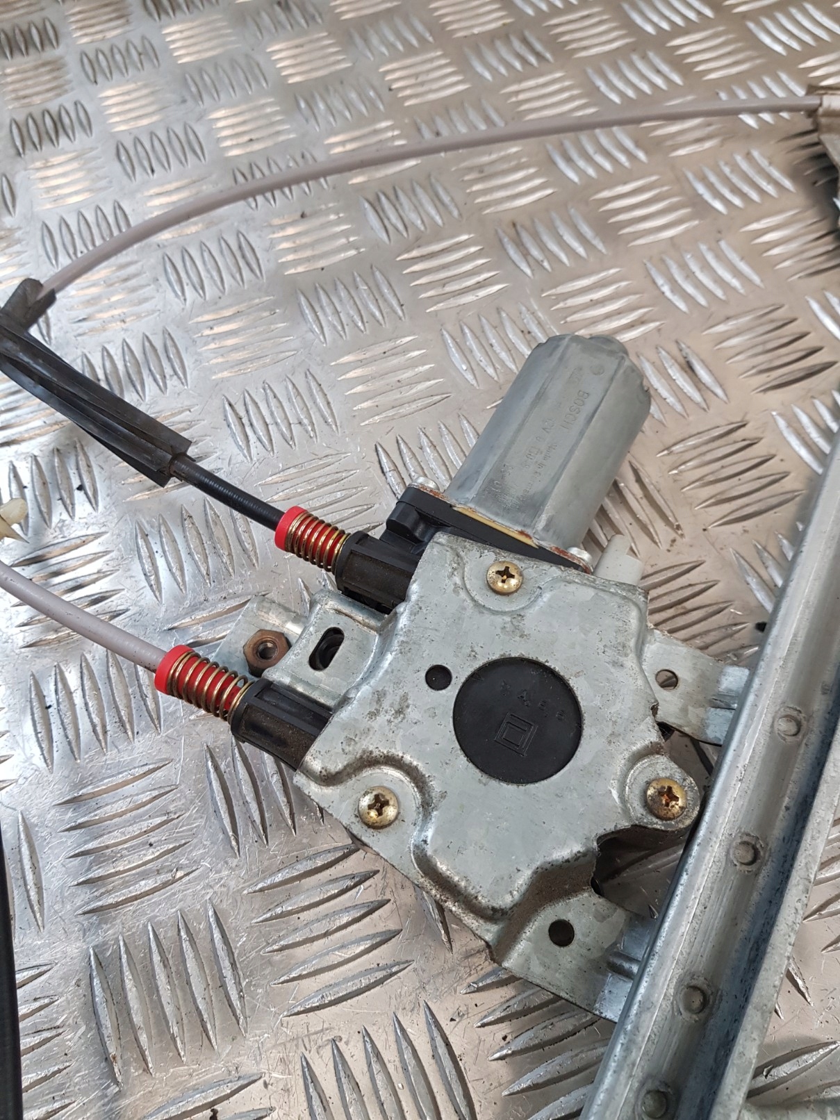 window regulator left front 0130821763 PEUGEOT PARTNER and LIFT 05R