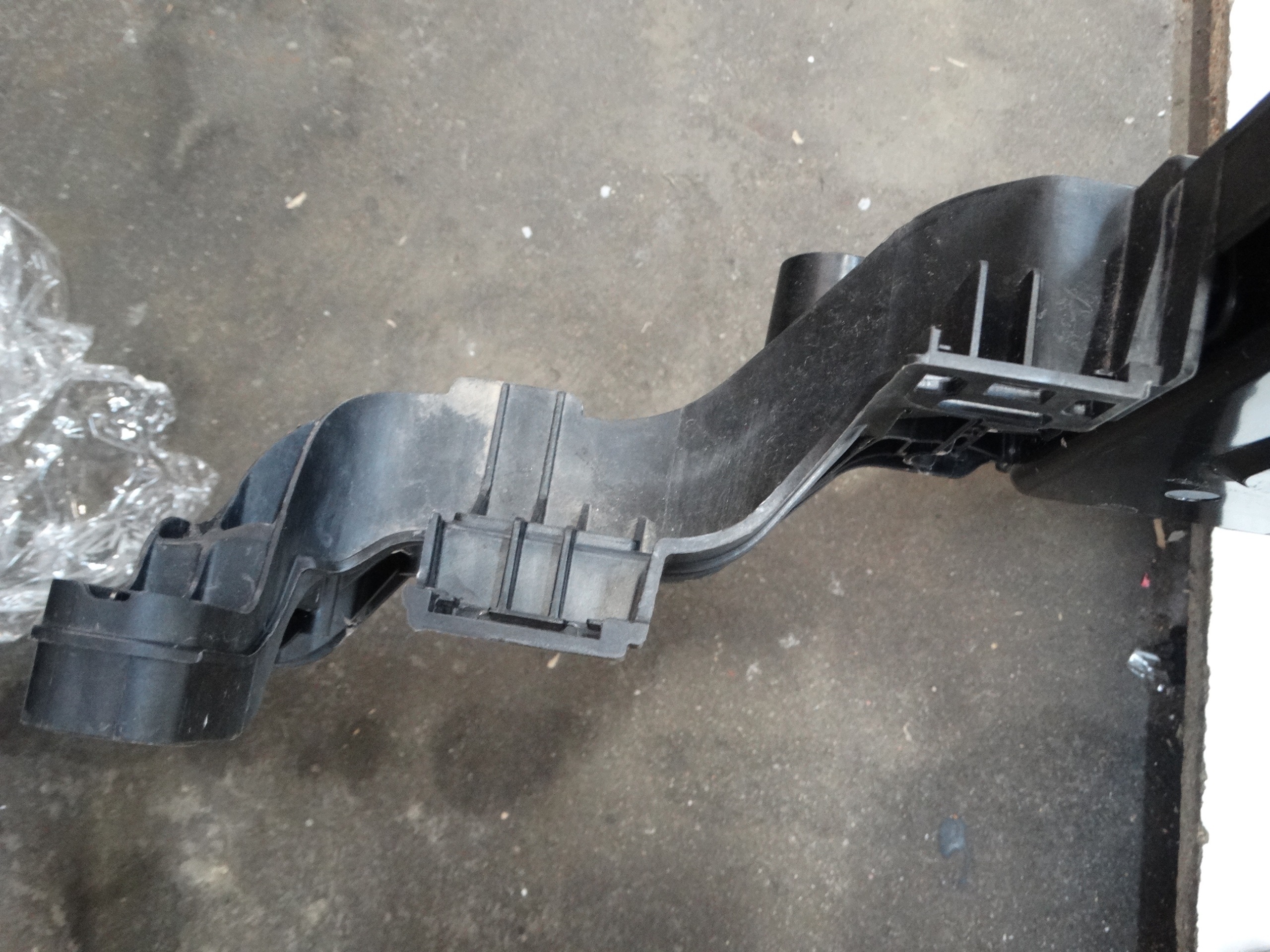 support panel for radiators pillar KIA SPORTAGE V LIFT 25R.- 64101-R2500