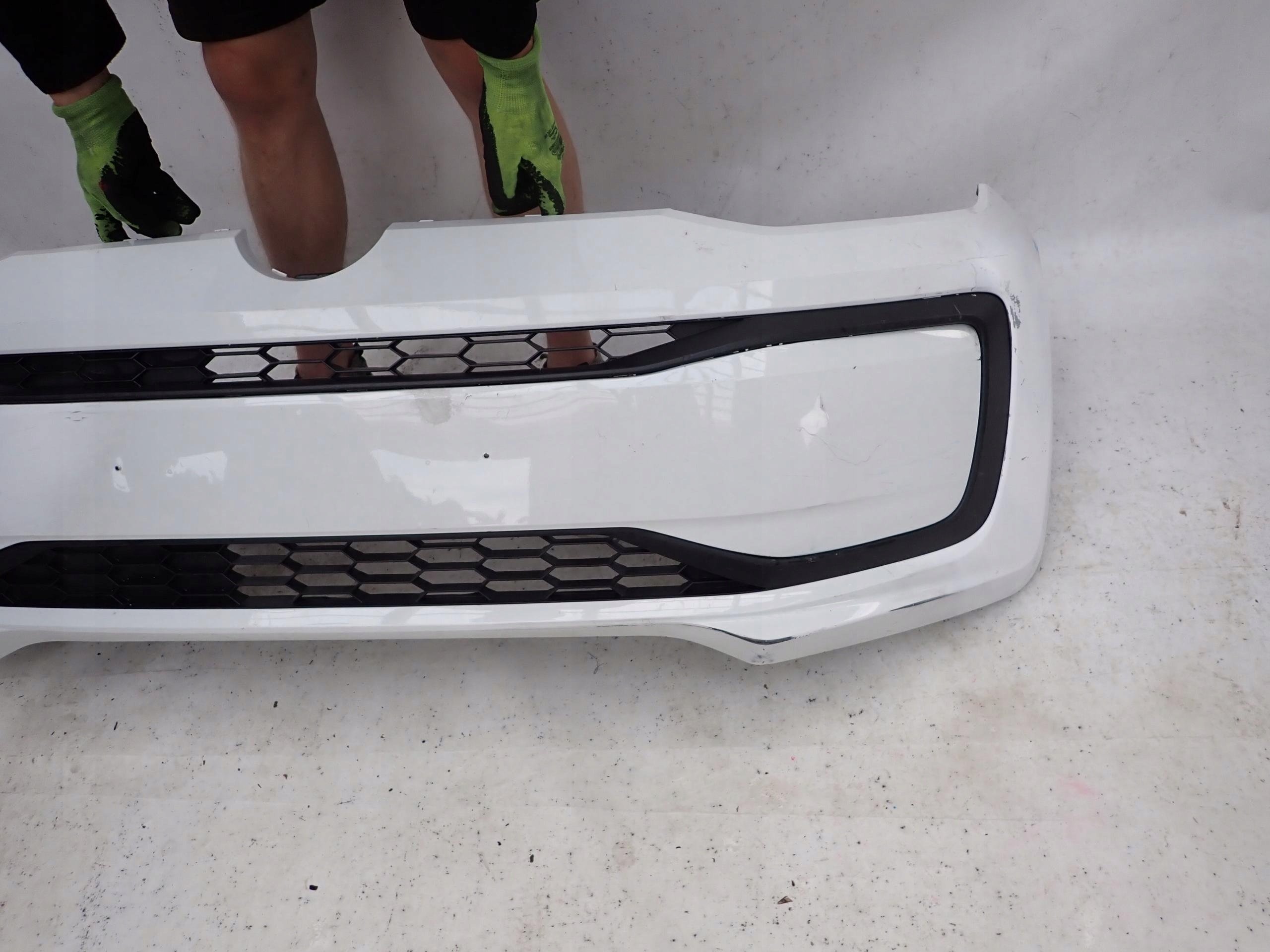 VW UP LIFT 16-23 bumper front front