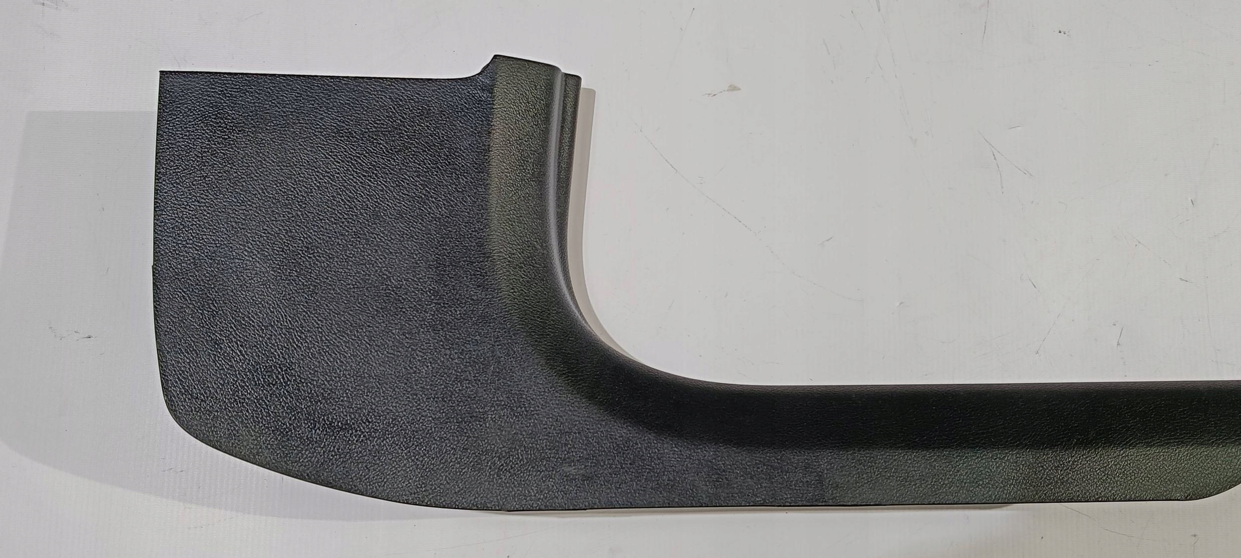moulding threshold cap inner right Dodge Charger 2015