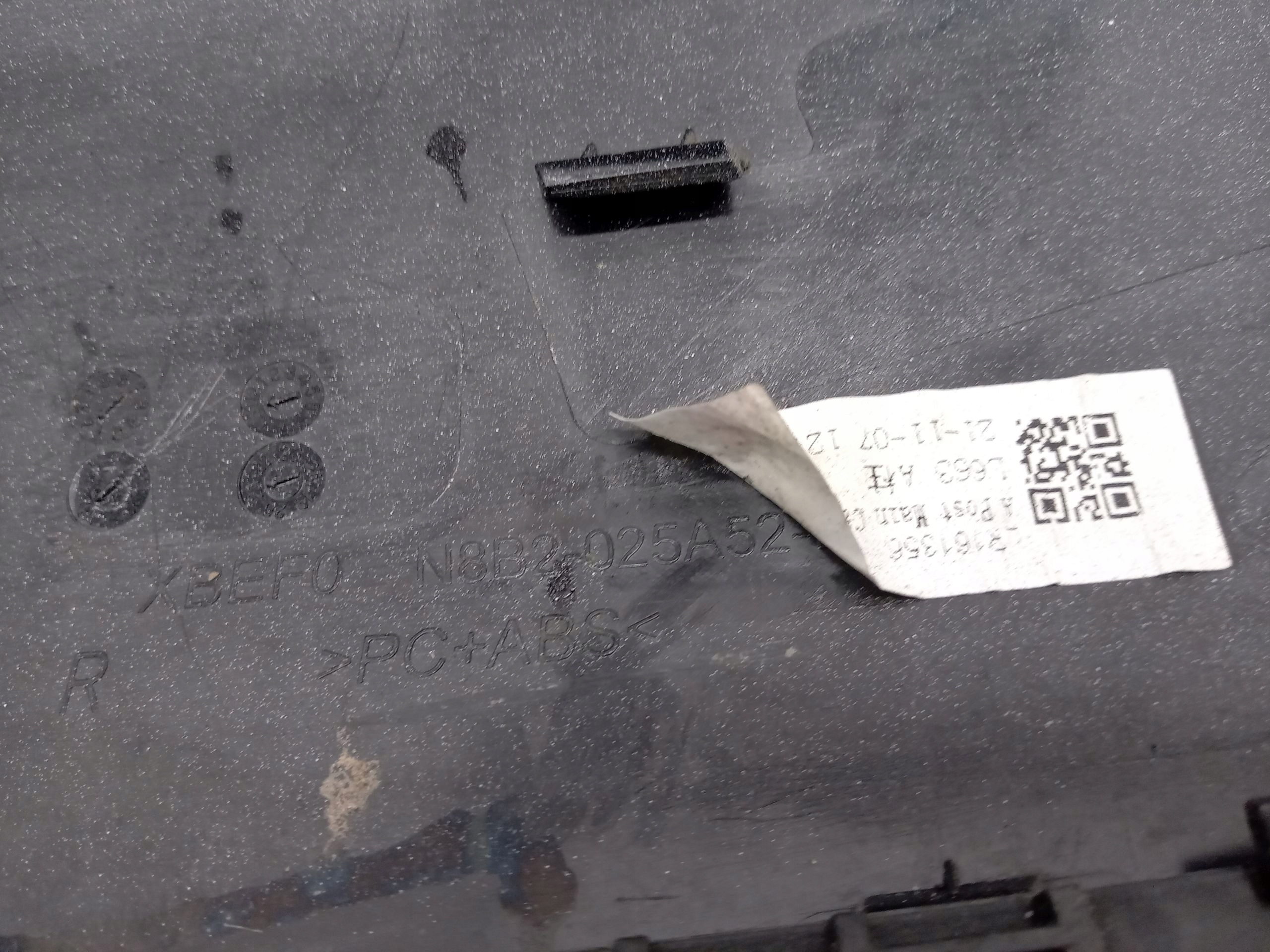 LEWA OSŁONA LISTWA SŁUPKA LAND ROVER DEFENDER L663 Typ samochodu 4x4/SUV Samochody osobowe