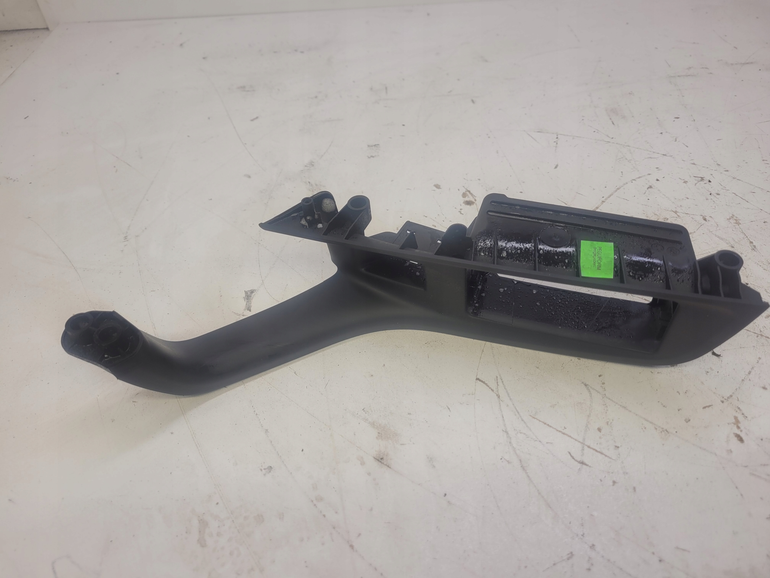 handle PODLOKIETNIKA door AUDI A6 C7 4G0867372 PT