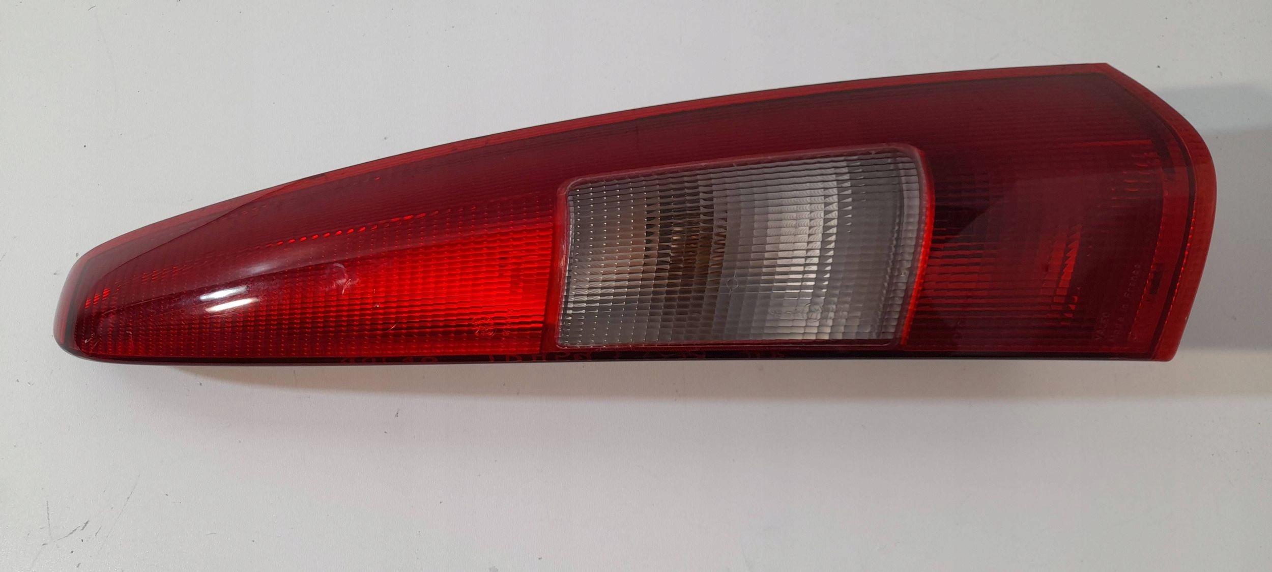 Volvo V70 V70 XC light rear right 9157800 (R459)