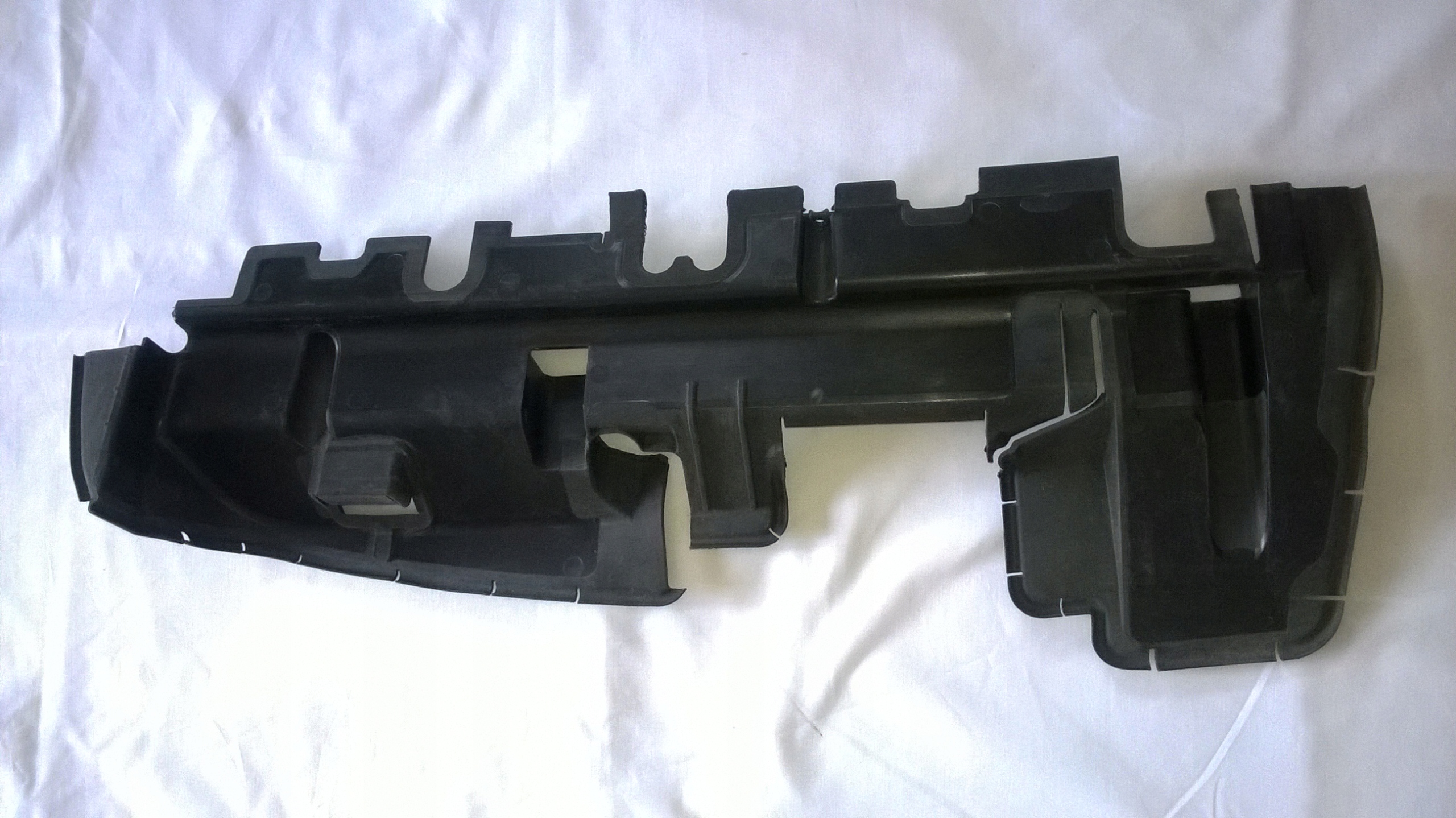 BENTLEY kierownica powietrza kanał dolot 3Y0.121.334 B