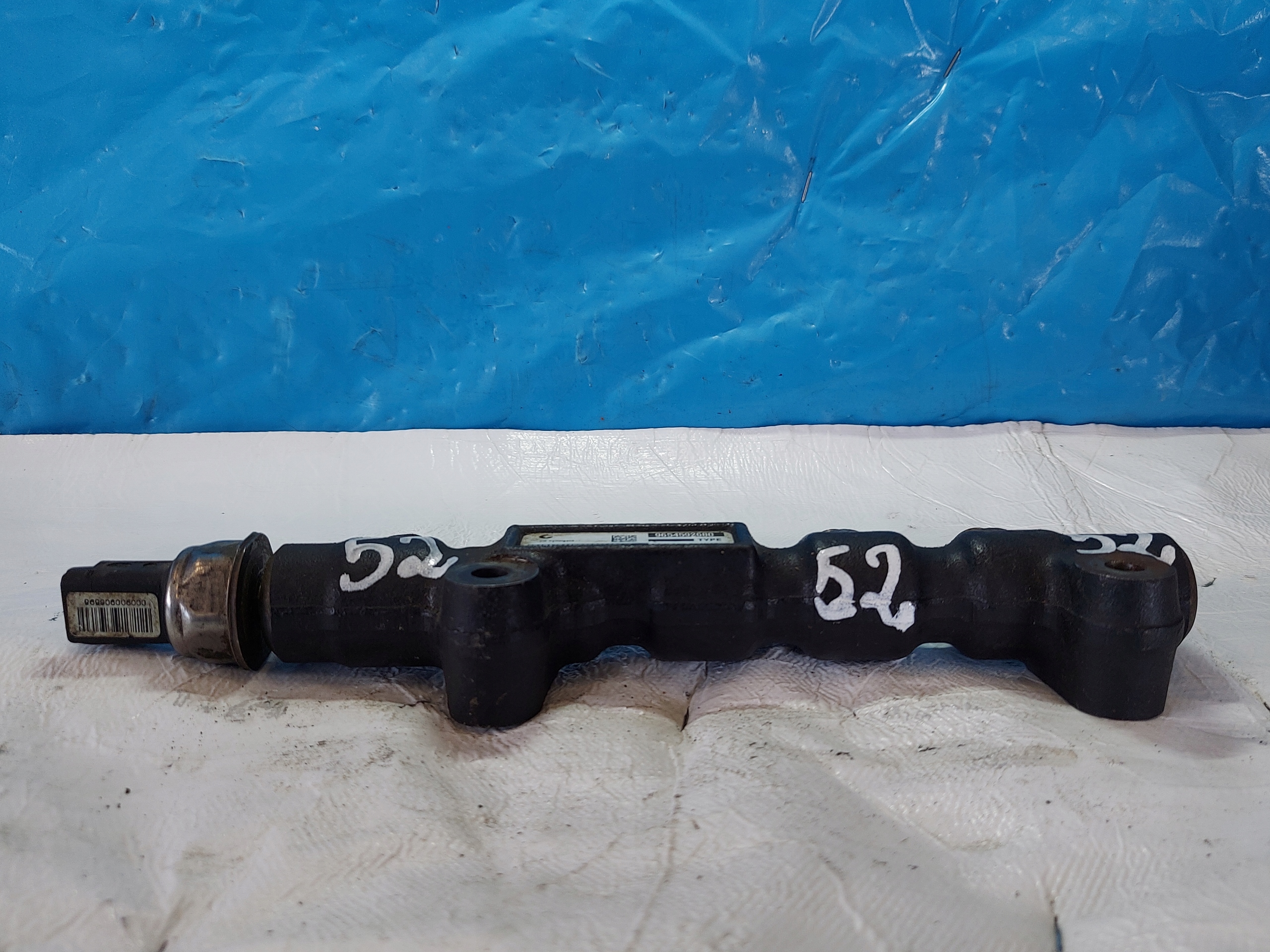 Rampe injection CITROEN C2 1.4 HDI 9654592680