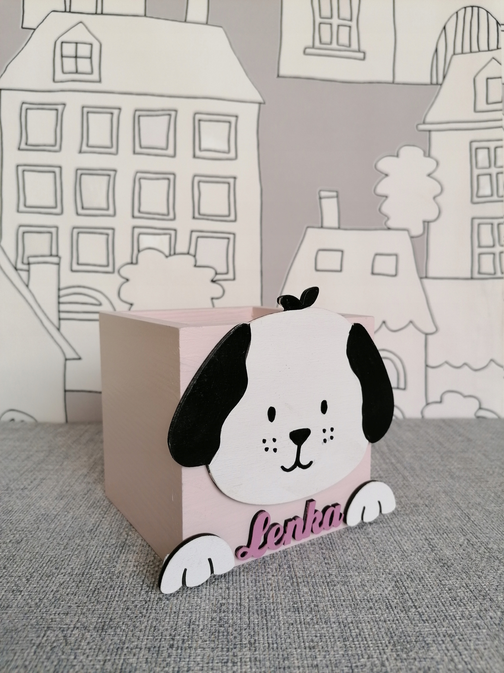 ORGANIZER PRZYBORNIK POJEMNIK NA KREDKI Z IMIENIEM Kolor Odcienie różu Odcienie szarości i srebra