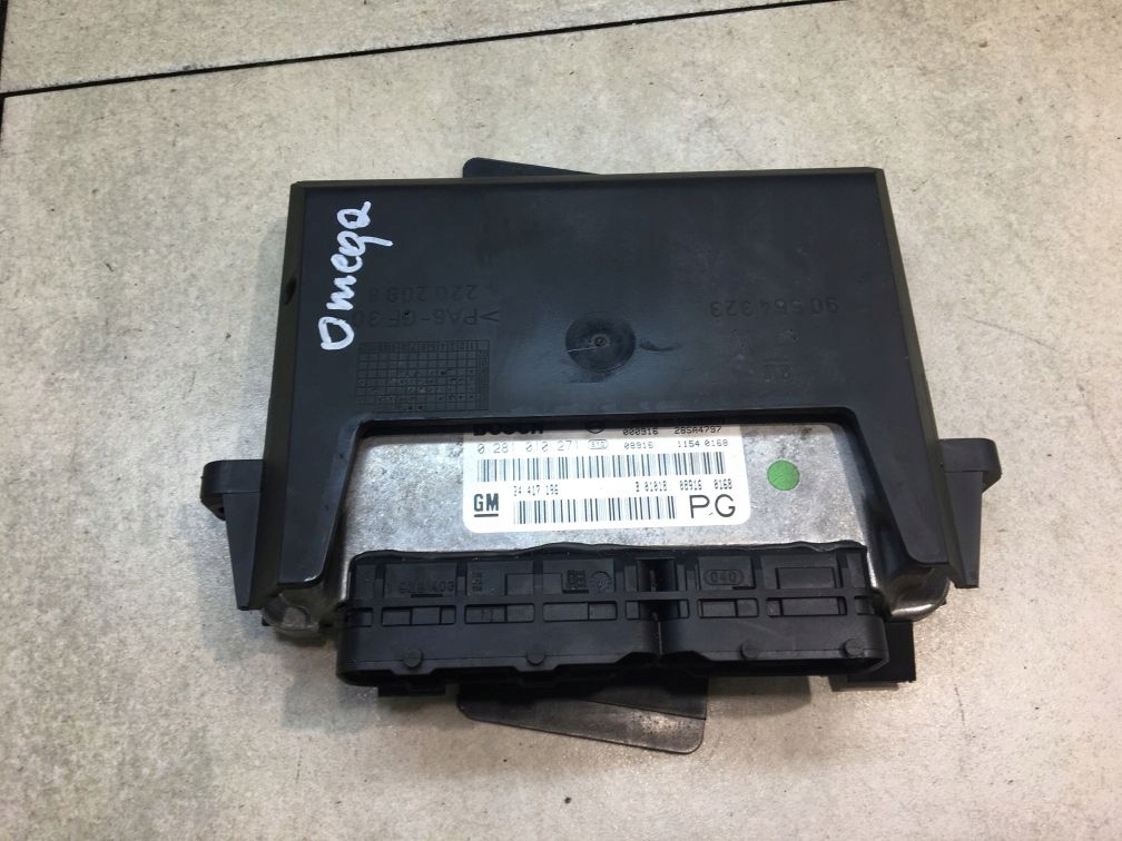 control unit of the engine VECTRA B 2.2 DTI 0281010271