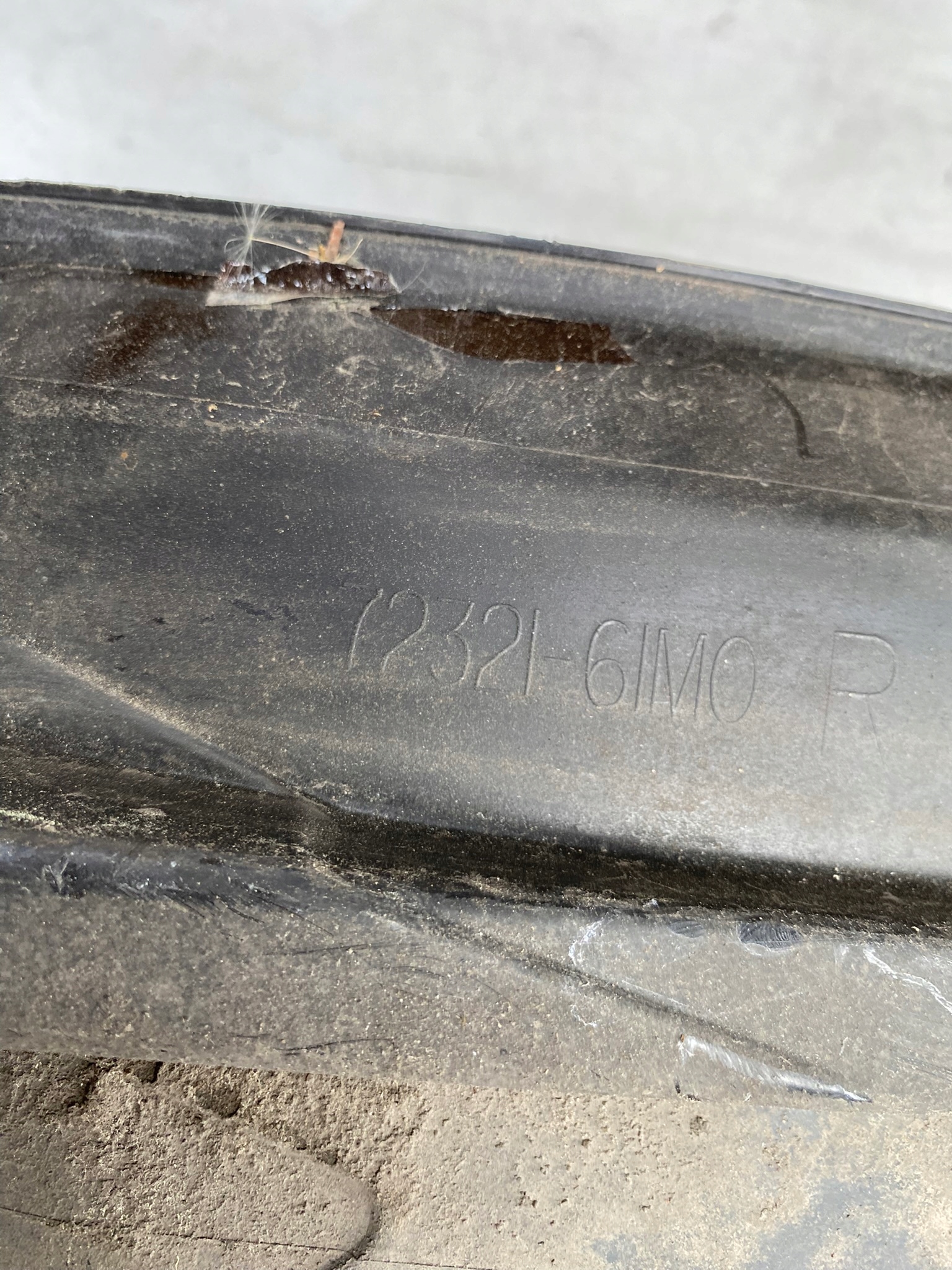 SUZUKI SX4 S-CROSS 16-19 mudguard right front 72321-61M0