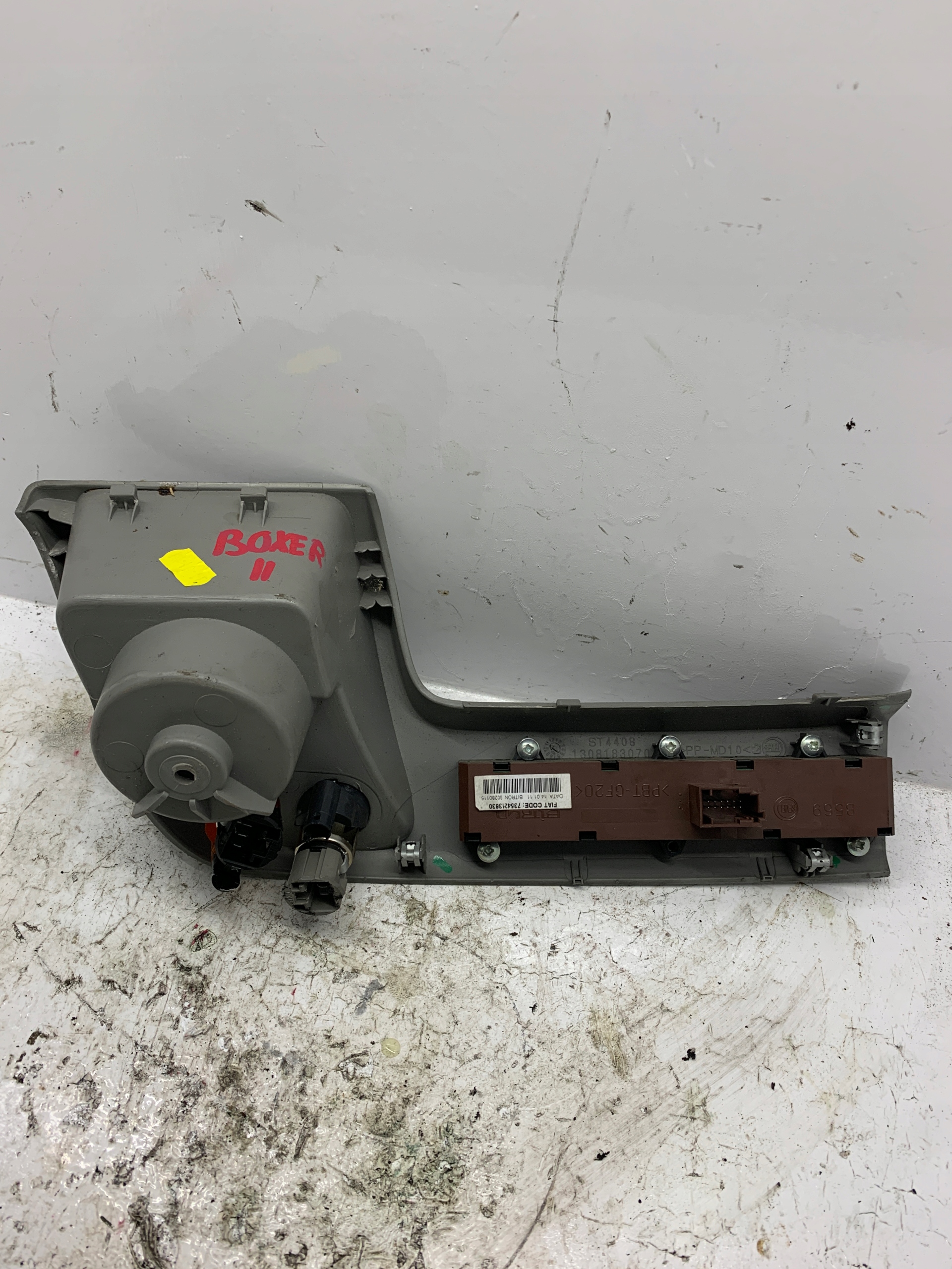 control panel bracket for 1308183070 PEUGEOT BOXER II (2006-2014)