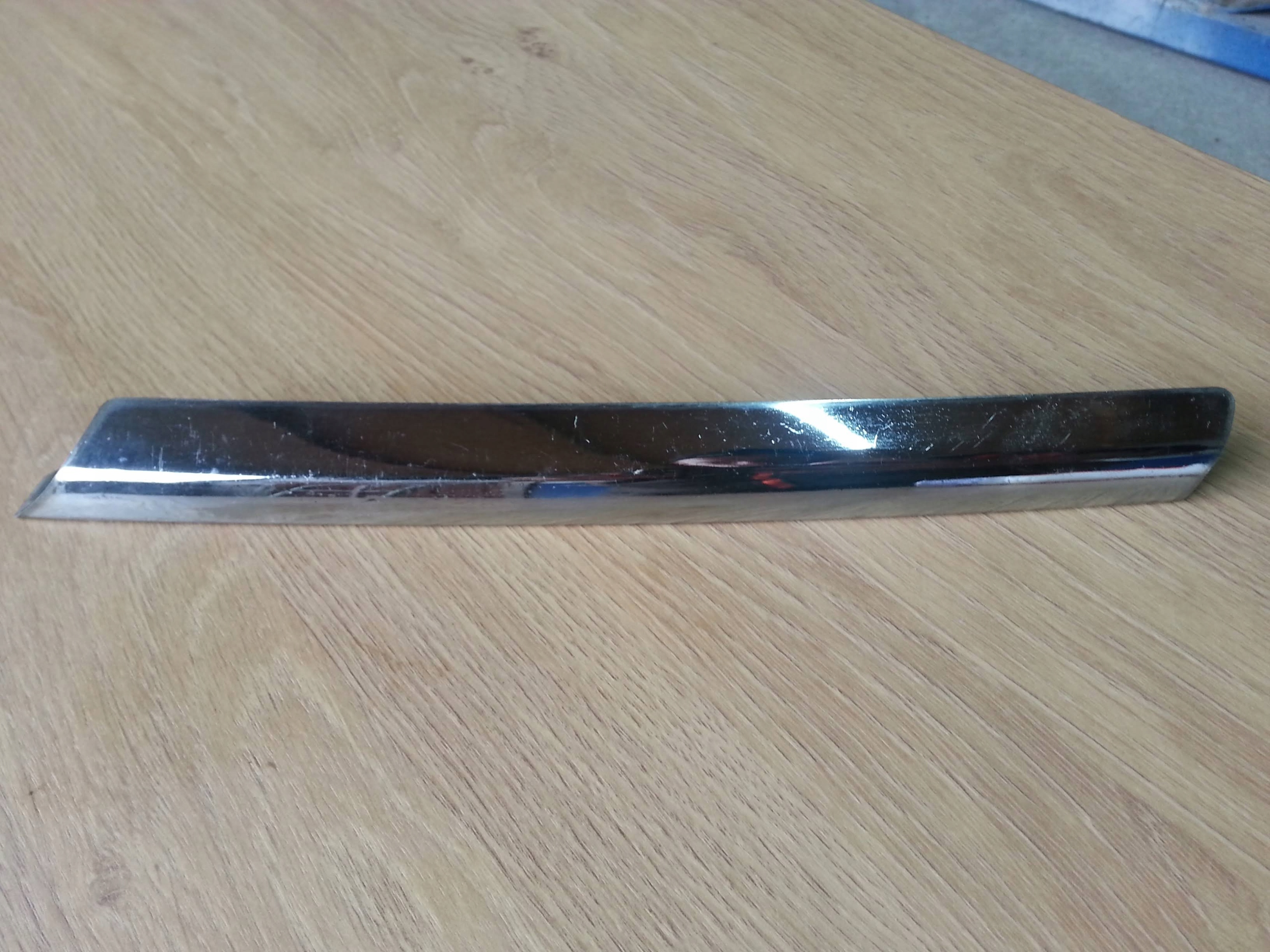 KIA SPORTAGE 2 II LISTWA CHROM ATRAPY 04-07 PRAWY