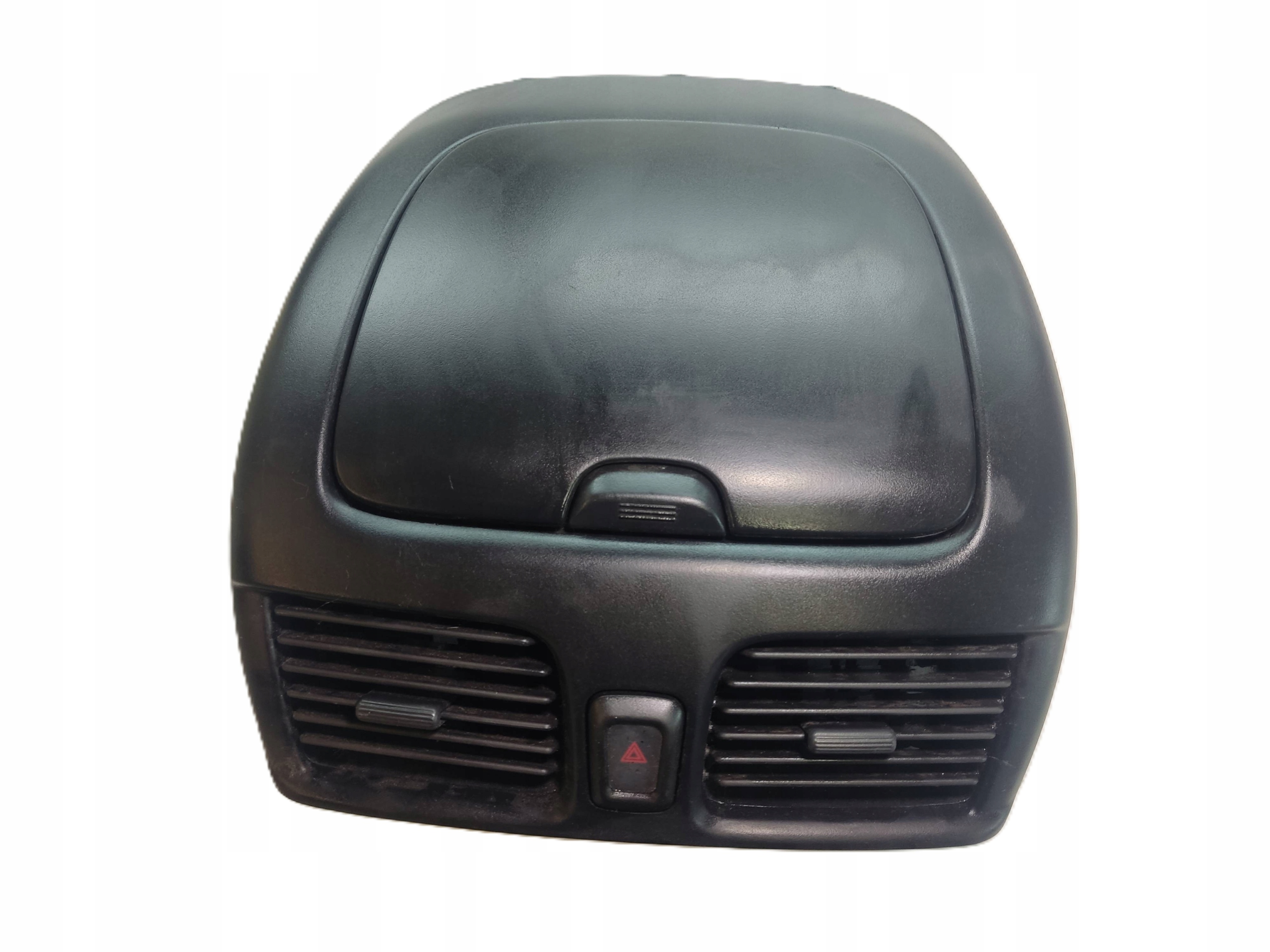 console central NISSAN Sentra