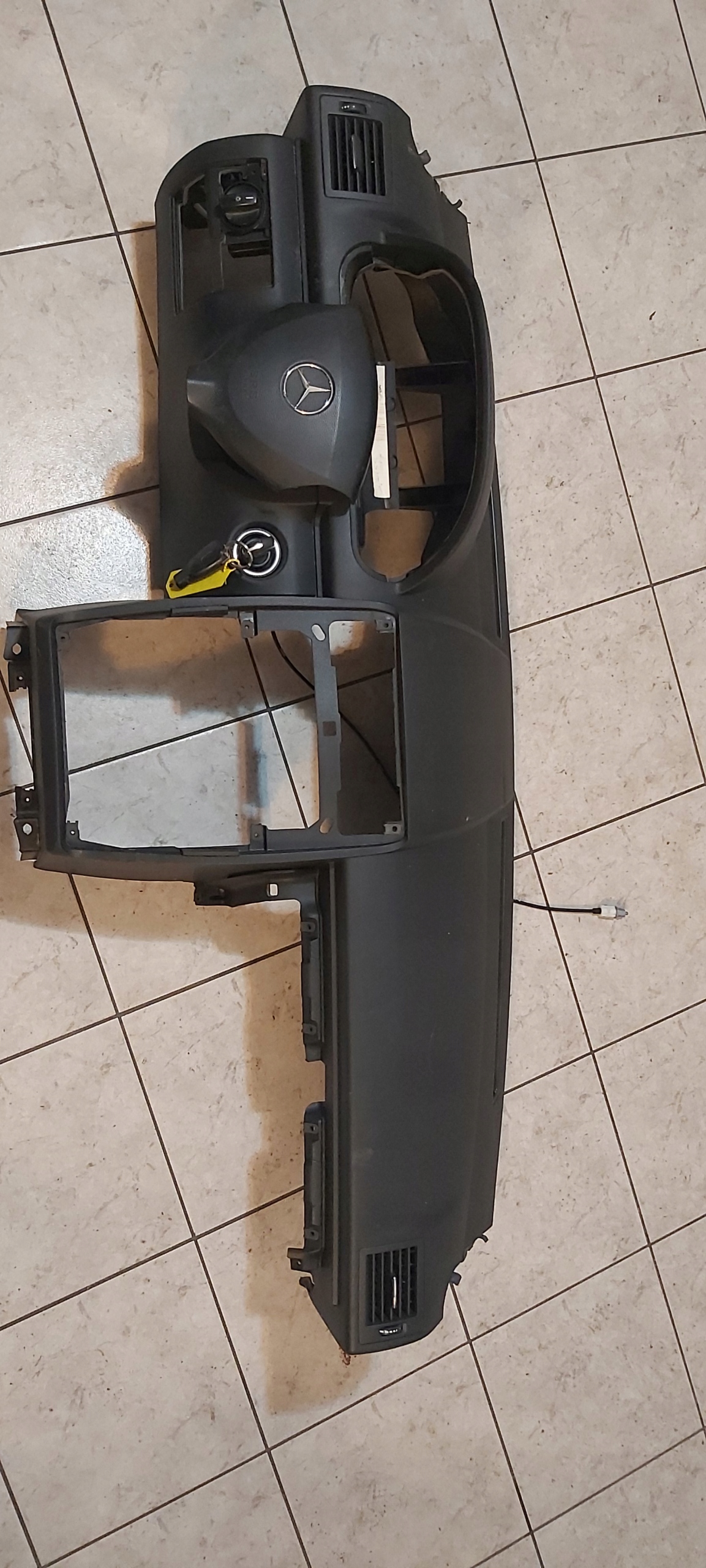 консоль Подушки MERCEDES w169 0.8r