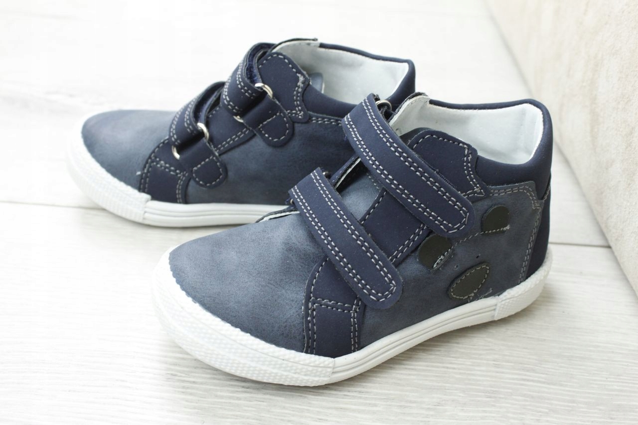 KORNECKI 6472 CHŁOPIĘCE TRZEWIKI JESIEŃ RZEP R.20 Marka Kornecki