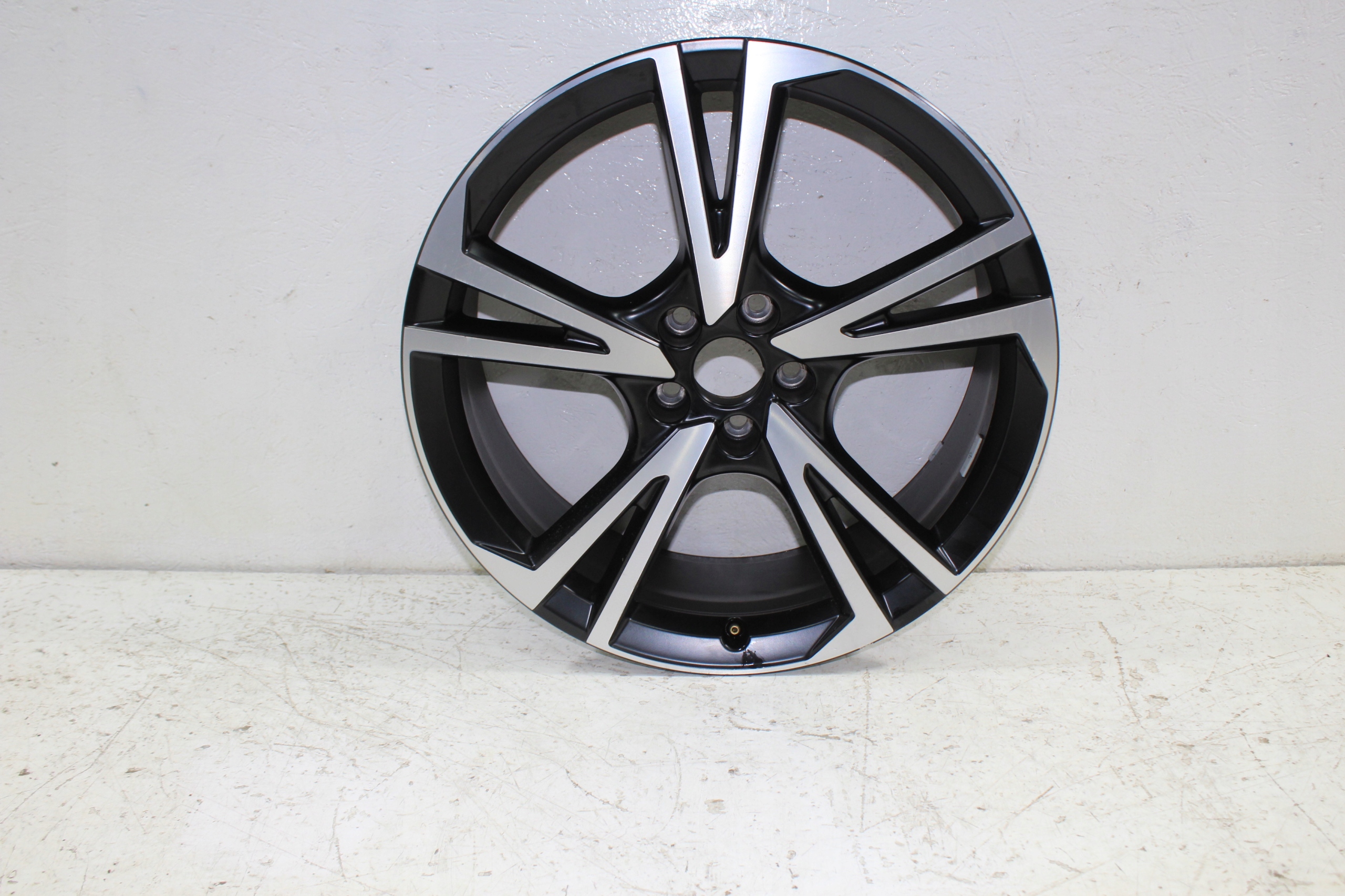 Audi disk hliníkový 20 80A601025BF