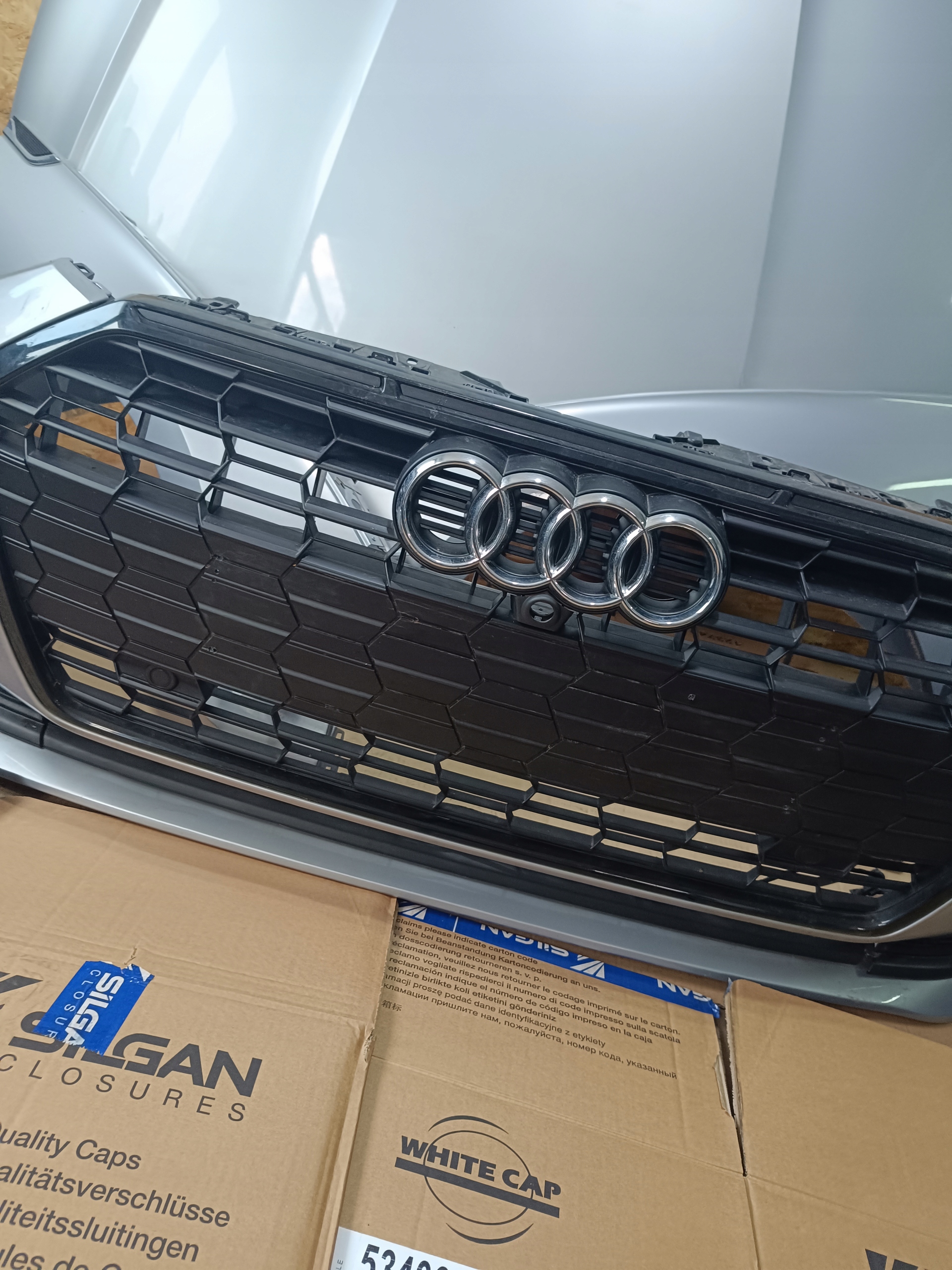 PRZÓD MASKA ZDERZAK LASER AUDI A5 8W LIFT Producent części Audi