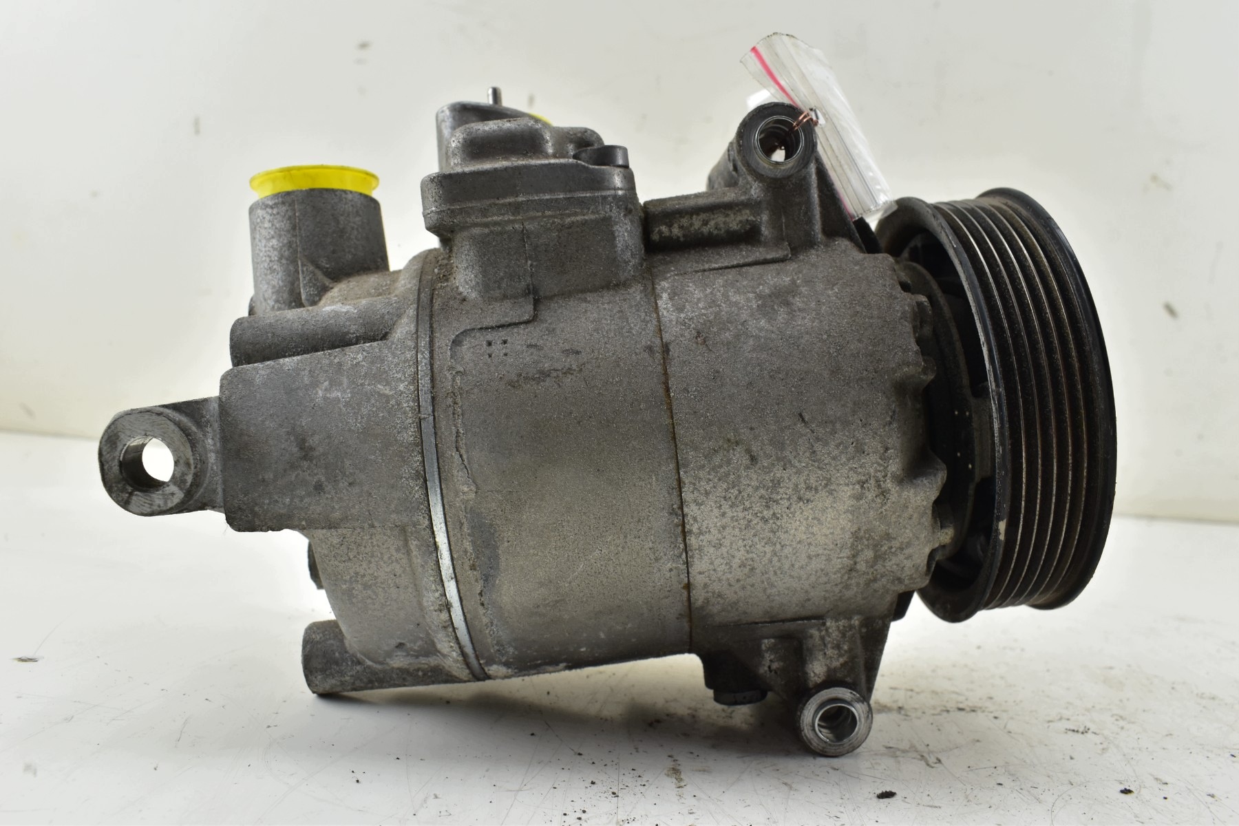klimakompressor VOLKSWAGEN PASSAT B7 GOLF VI 2.0 TDI 5N0820803E