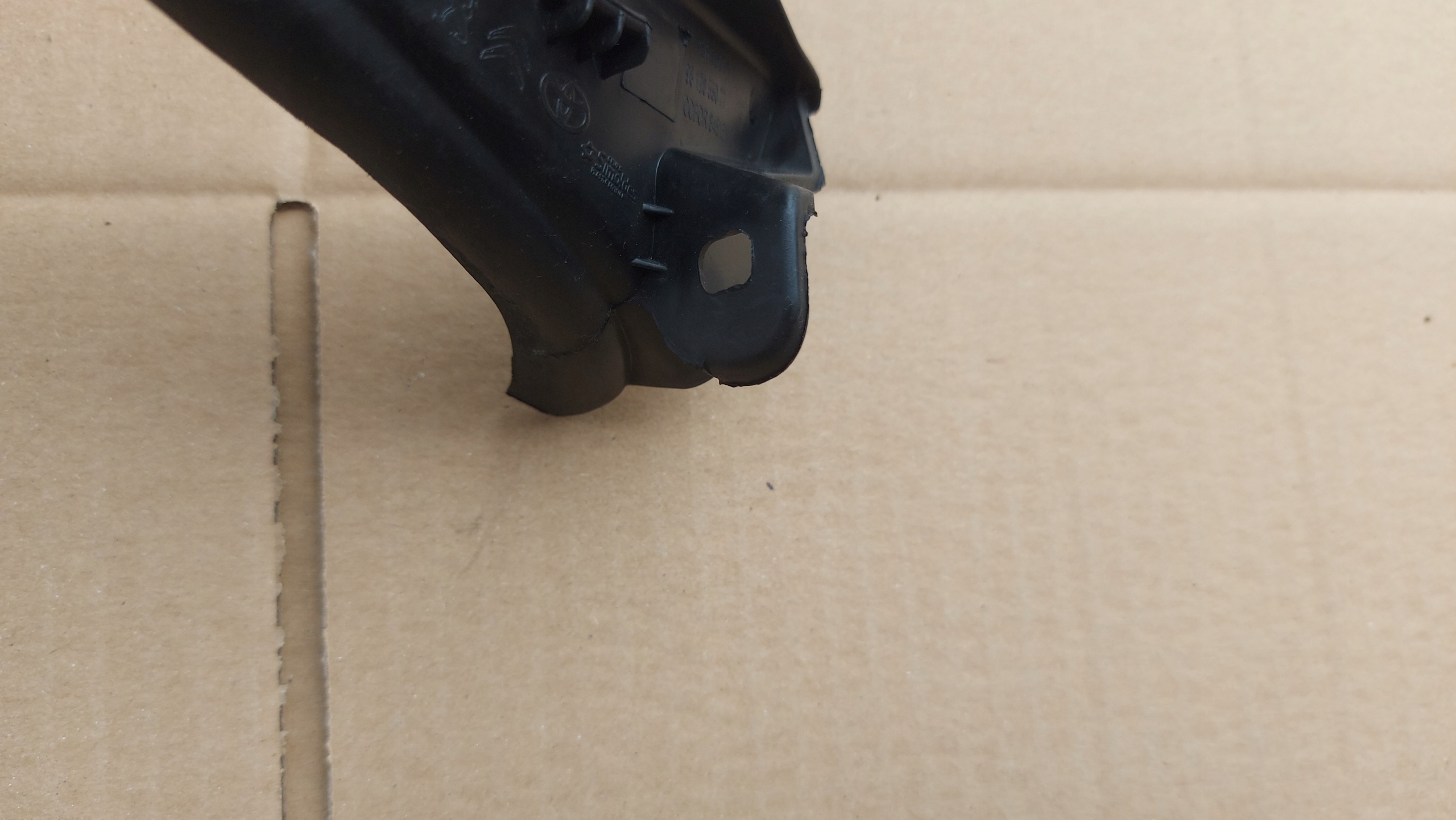 Couvre Sous vitre Droit TOYOTA PROACE JUMPY EXPERT