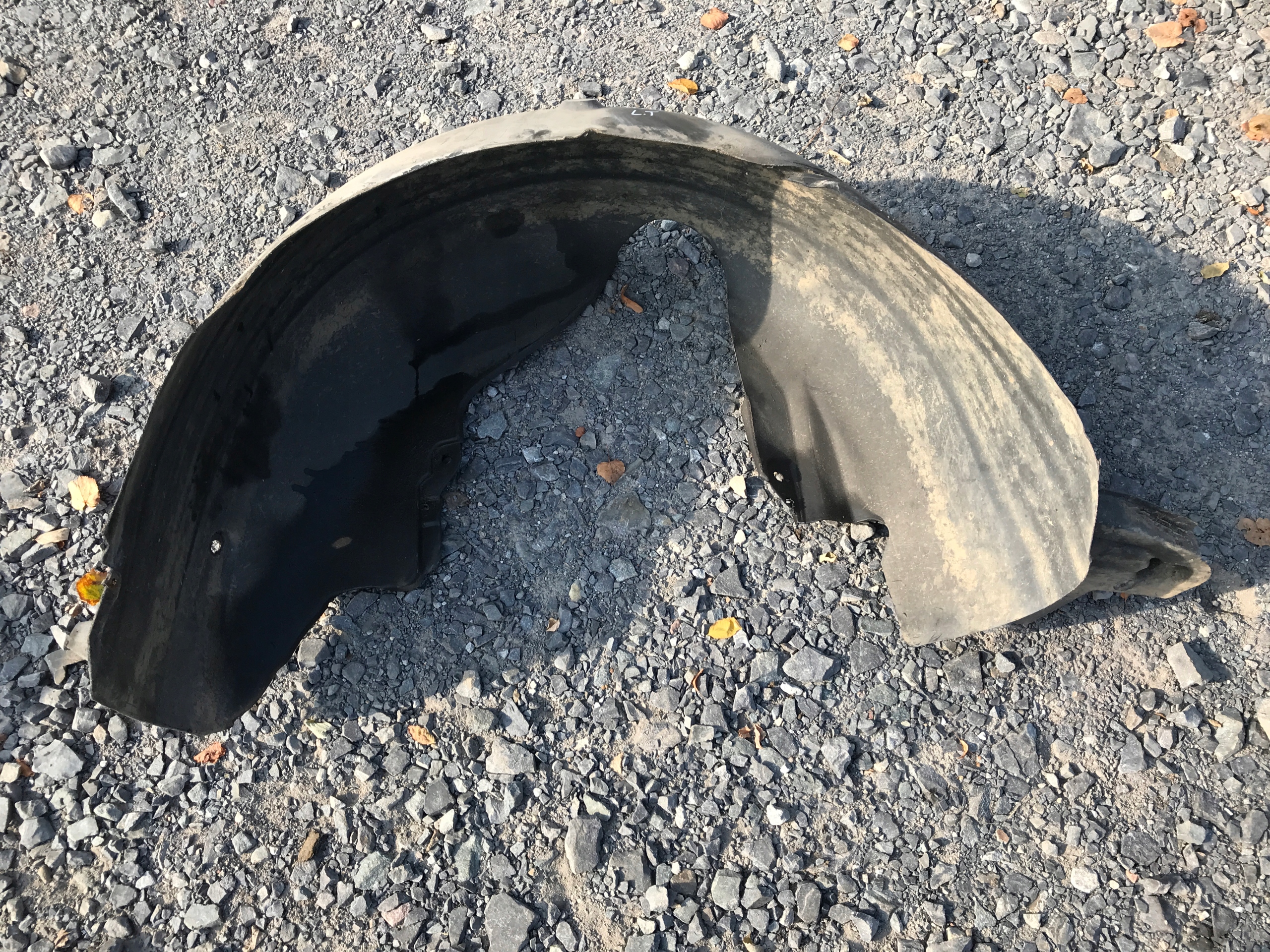 mudguard left rear part MERCEDES W220 A2206982130