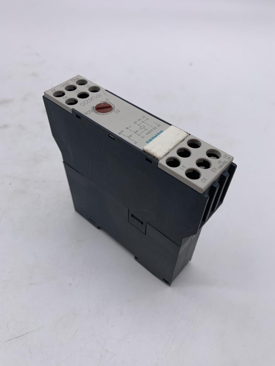 Siemens 7PU6220-2NN20 Time Relay Producent bez marki
