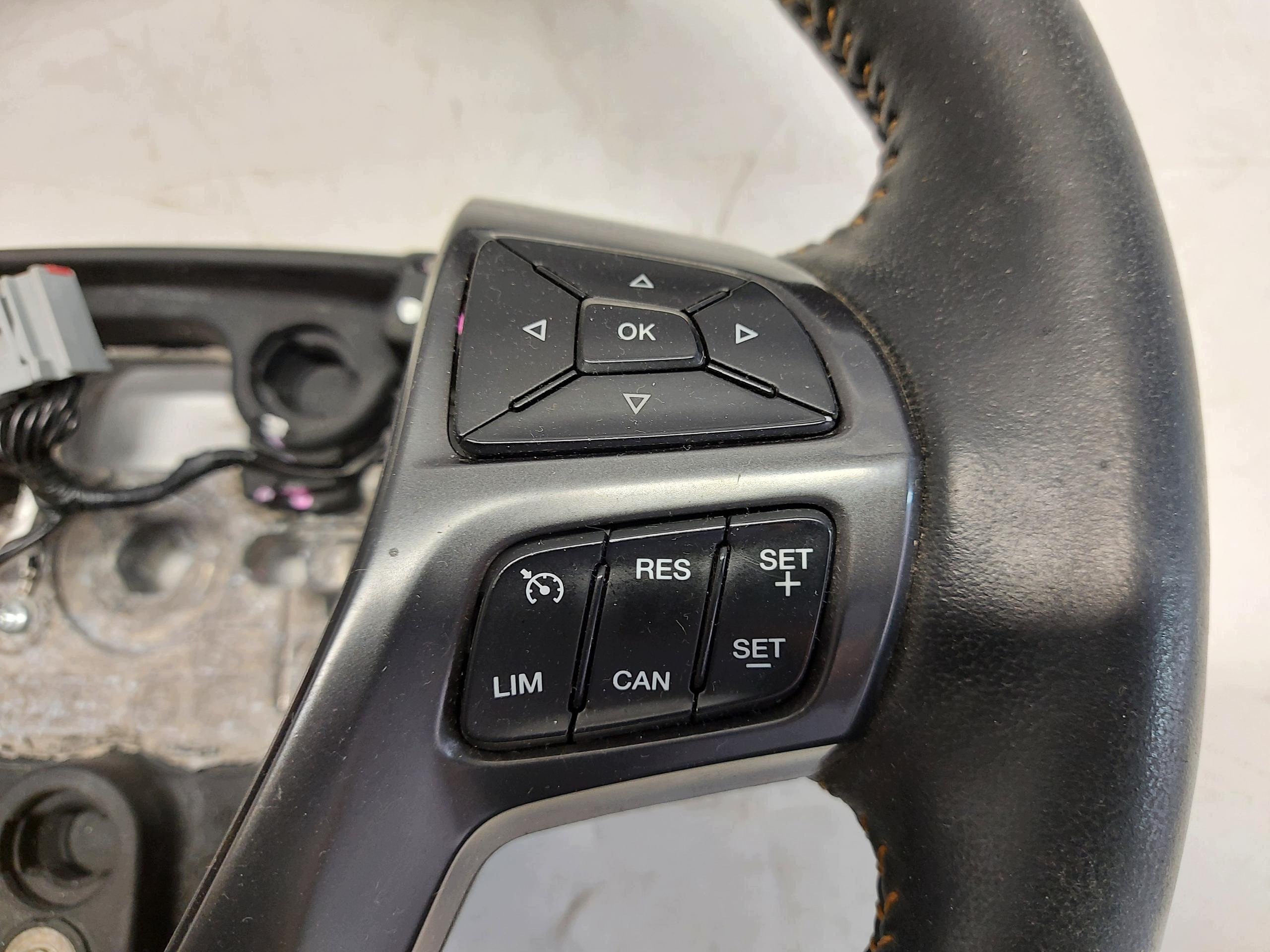 Ford Ranger IV 4 2019r lenkrad multimedialna EB3B-3600-UE3EBX