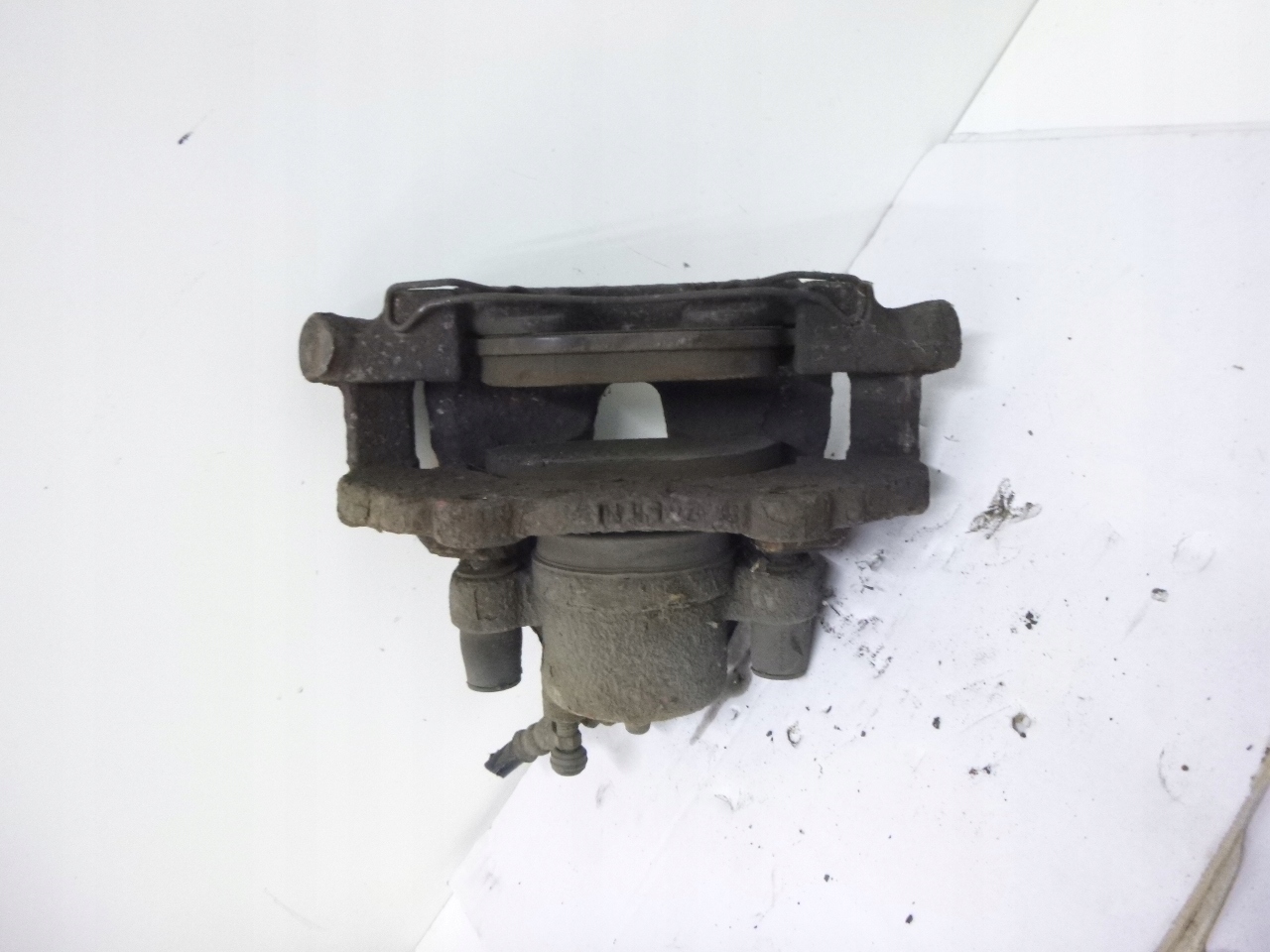 BREMSSATTEL BREMSE SATTEL BREMS- VORNE MAZDA 5 2.0CD 2005R.