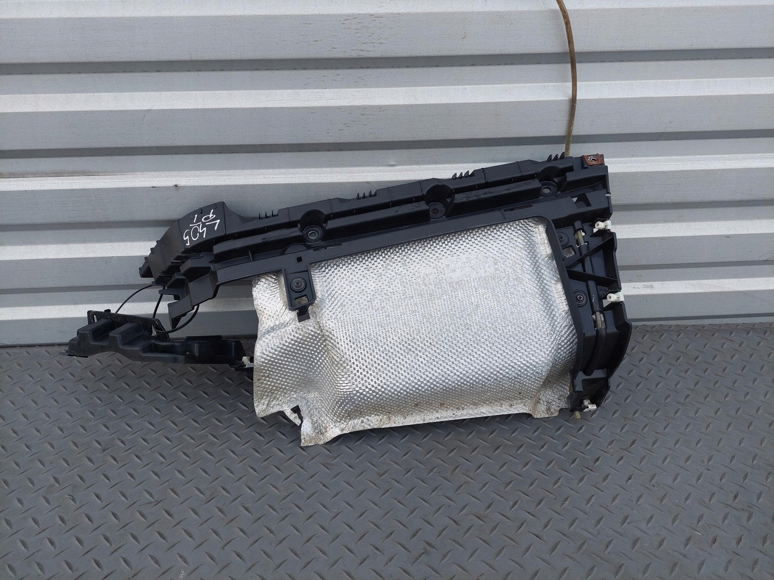 bumper bracket rear part rear right CK52-17A881-AA RANGE ROVER VOGUE L405