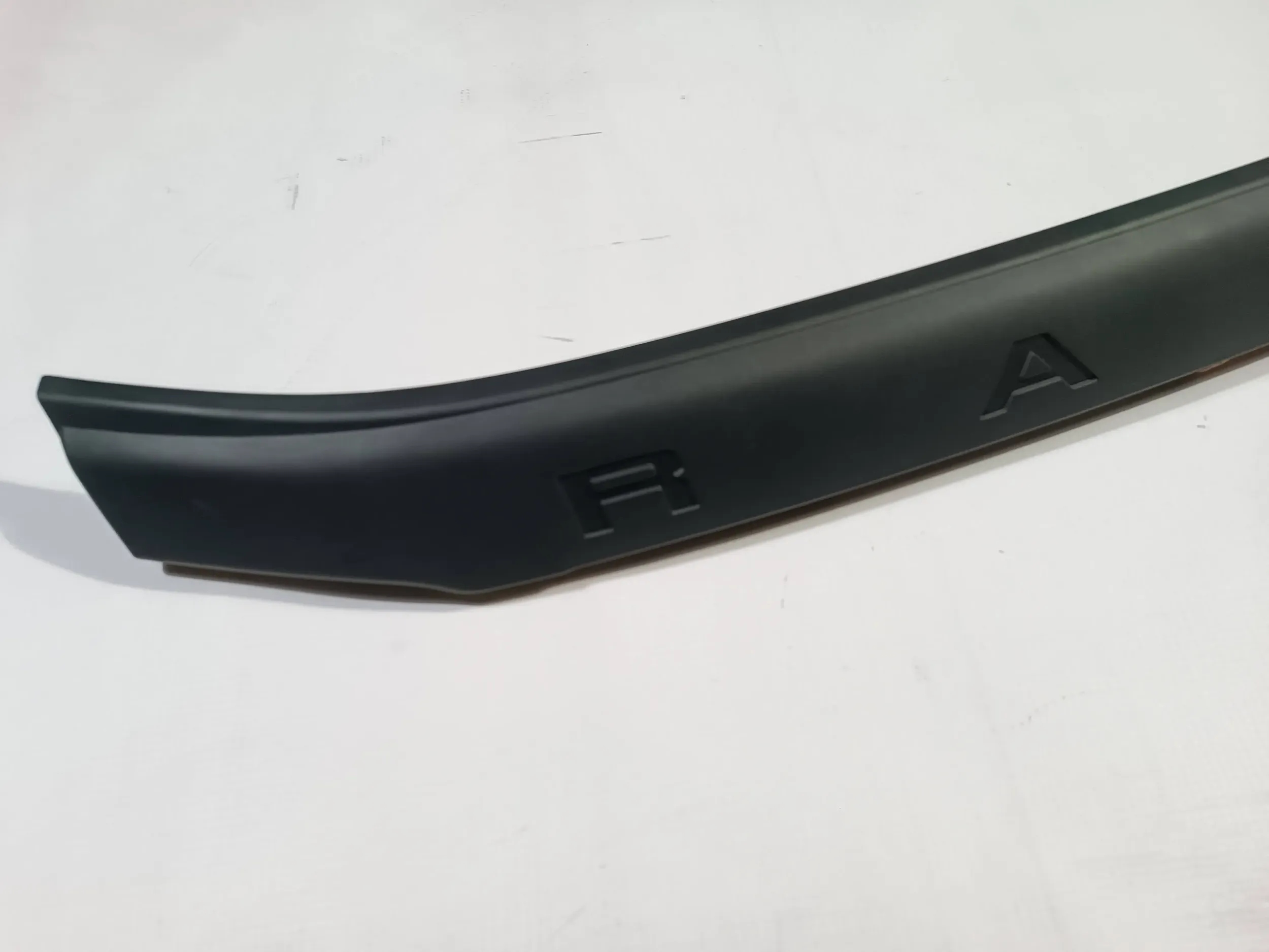 moulding grilla grille radiator Ford Ranger 2011-2014