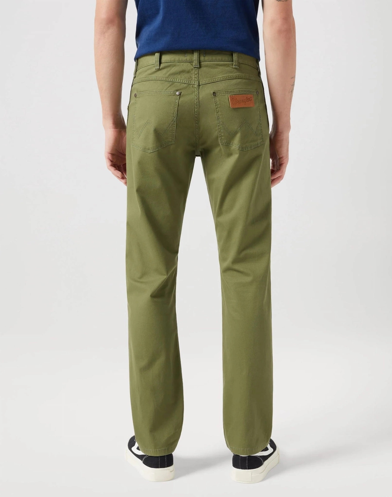 Pánské jednoduché kalhoty Wrangler Greensboro Olive 112350800 31/34