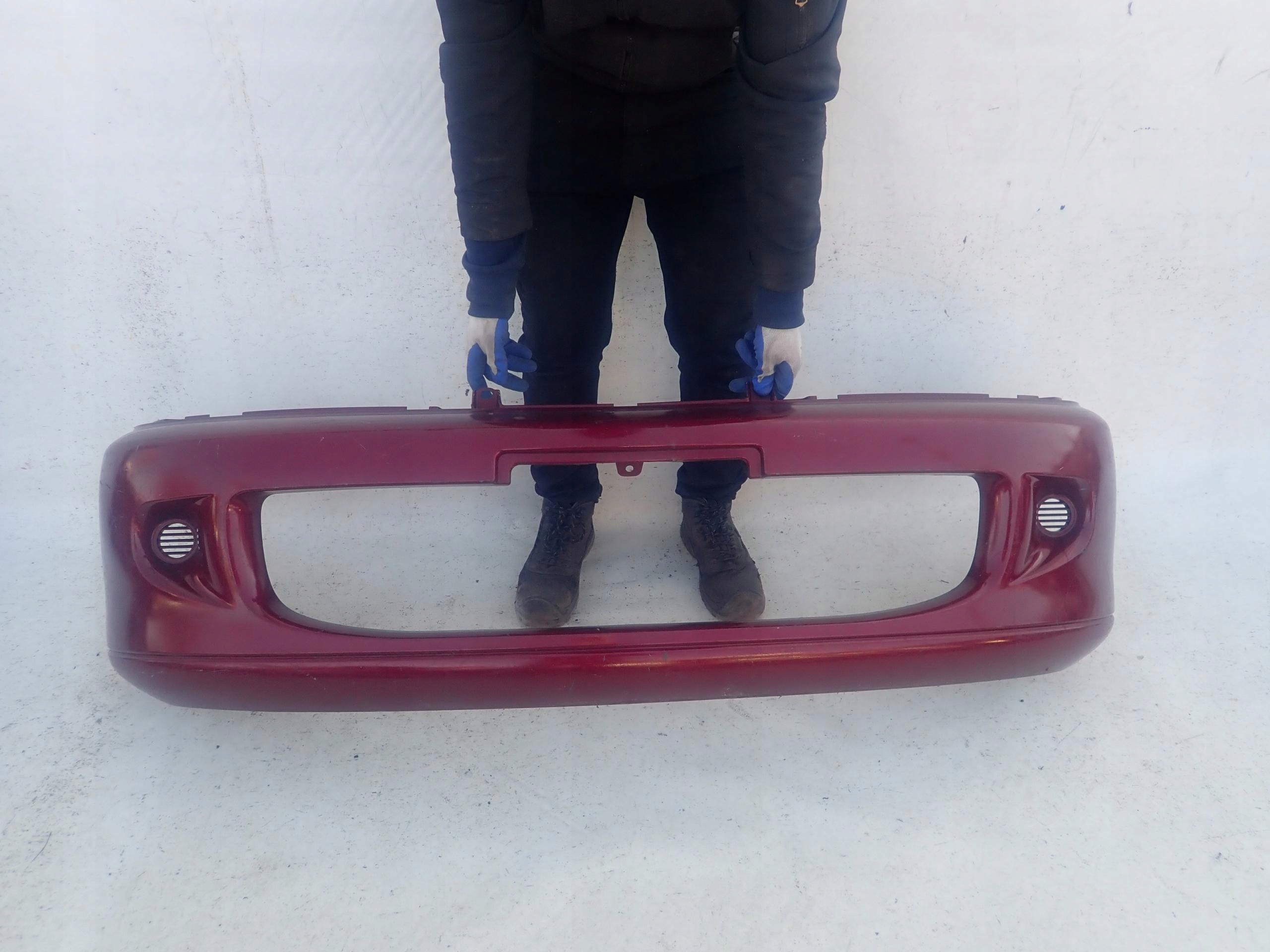 MITSUBISHI SPACE GEAR L-400 94-97 bumper front