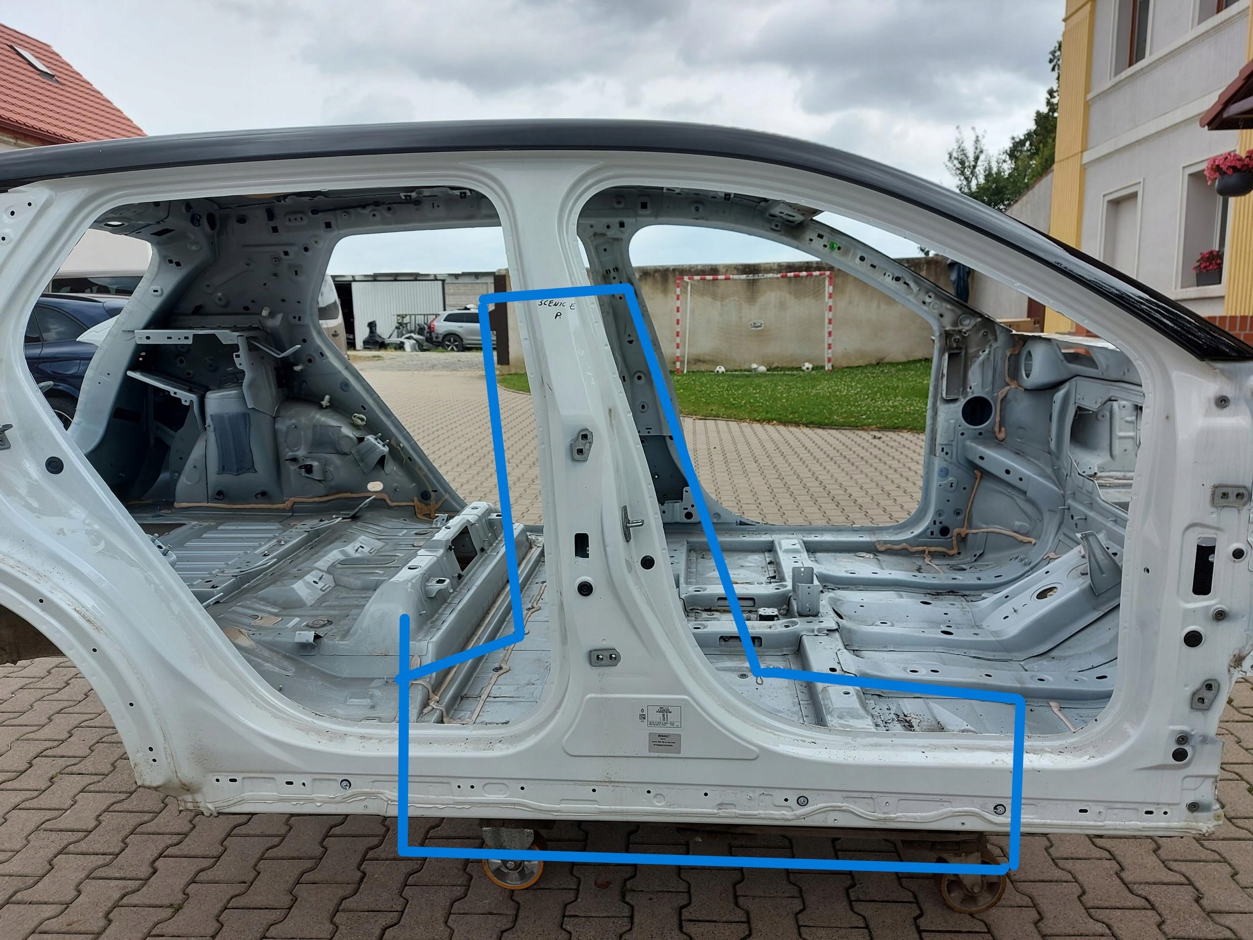 RENAULT Scenic E-Tech V 5 pillar threshold right BIXUI