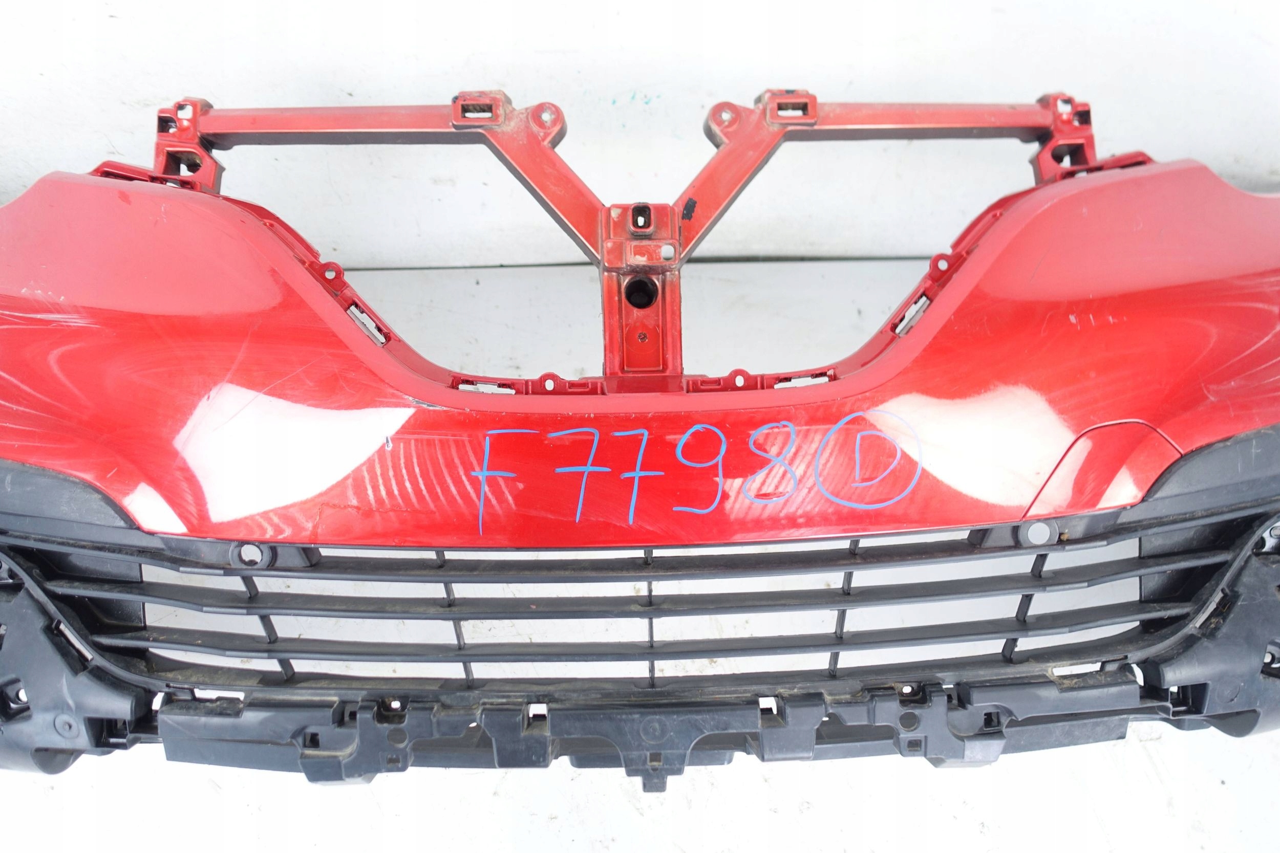 RENAULT KADJAR 2015- ZDERZAK PRZÓD PRZEDNI 620220343R Typ samochodu Samochody osobowe