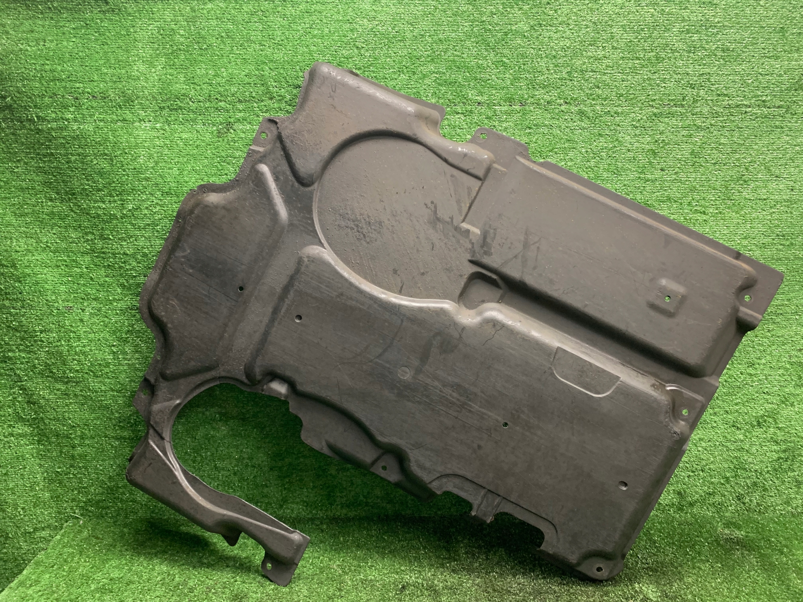 cover below engine 4matic MERCEDES-BENZ E (W211) A2115242230 2008