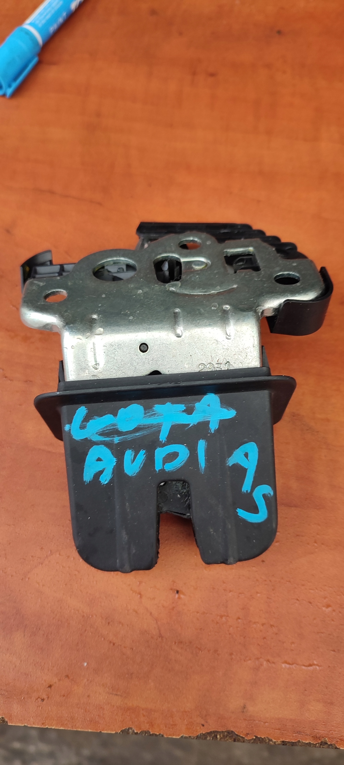lock bonnet boot AUDI A5 8T SPORTBACK