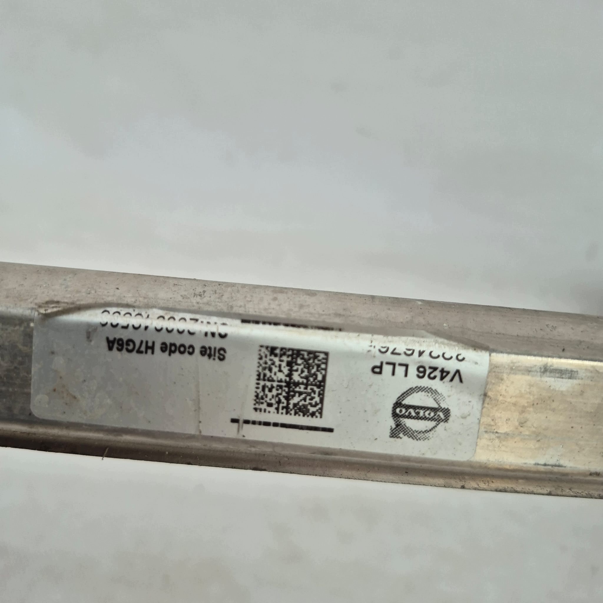 VOLVO XC60 II 17- bumper support front front lower 32246765