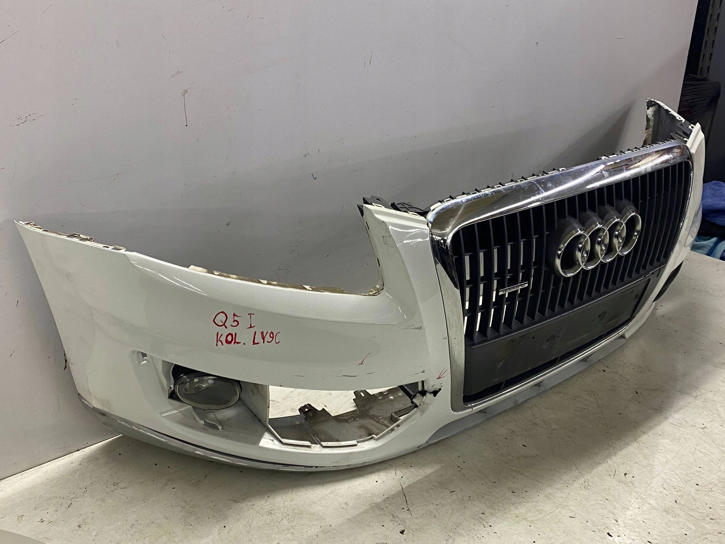 bumper front front AUDI Q5 8R before lift colour LY9C