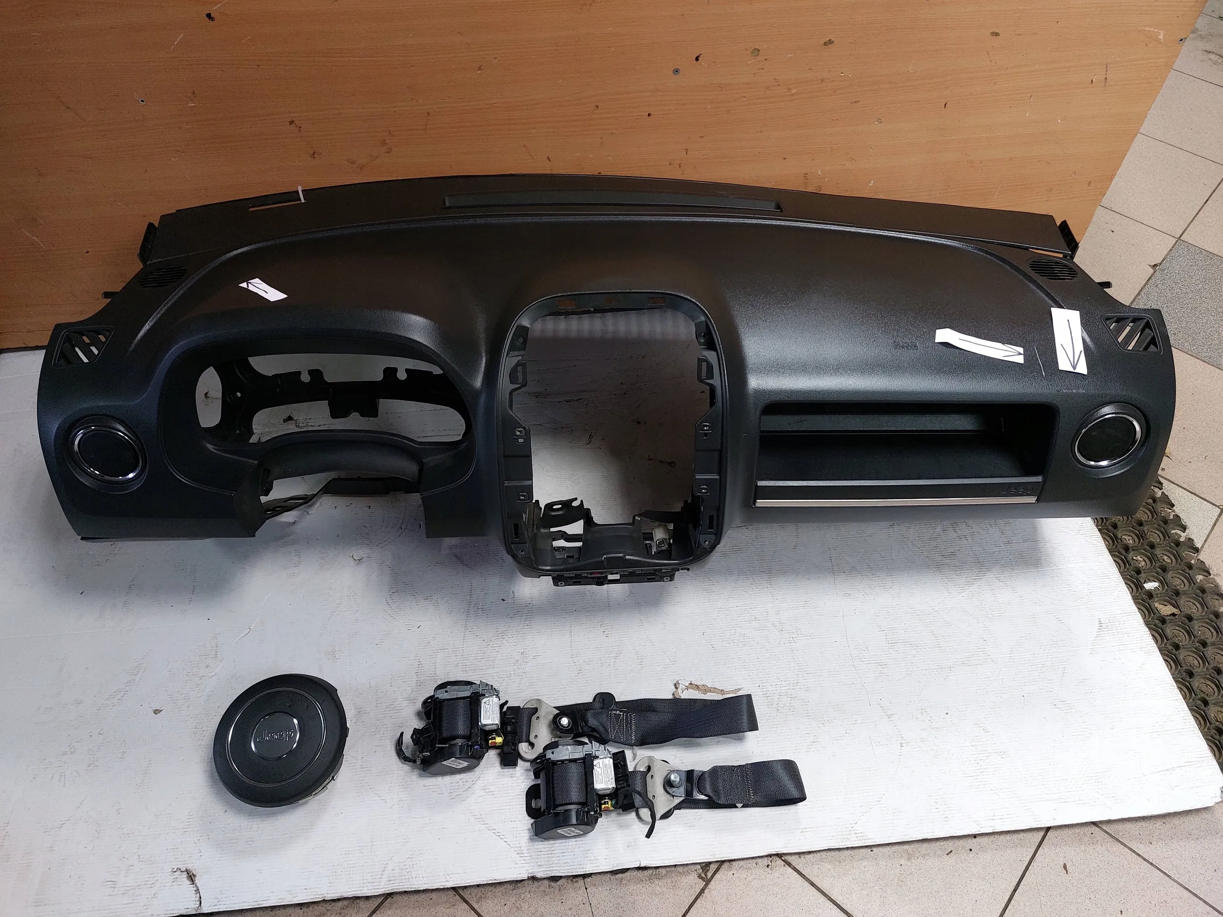 dashboard console airbag Jeep Compass and lift 11