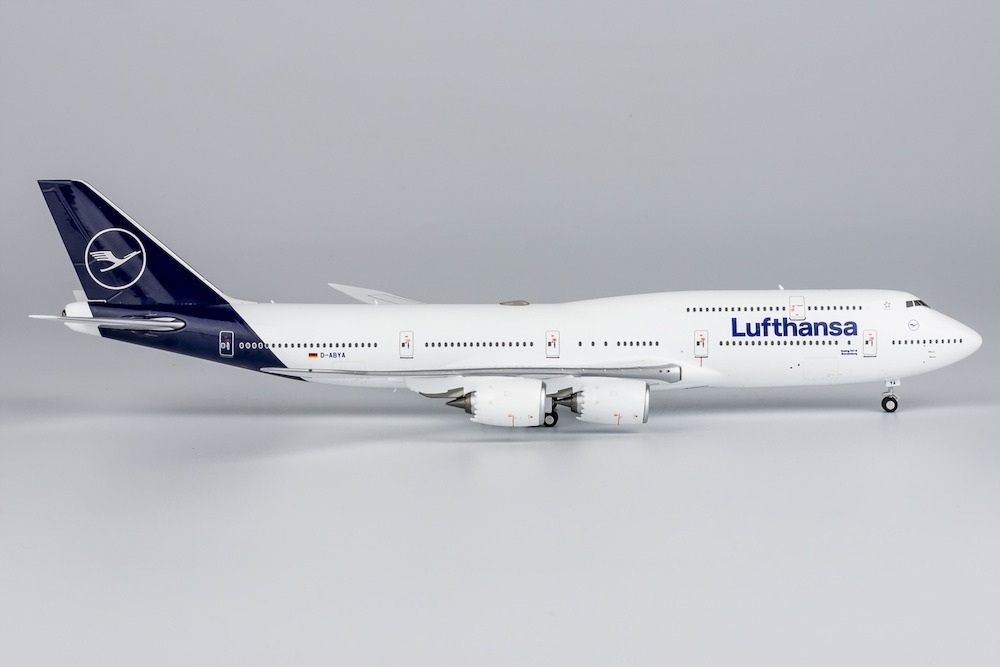 未開封　Lufthansa Boeing 747-8 モデル 1:250 Model Boeing 747-8 Lufthansa - Niska cena na Allegro
