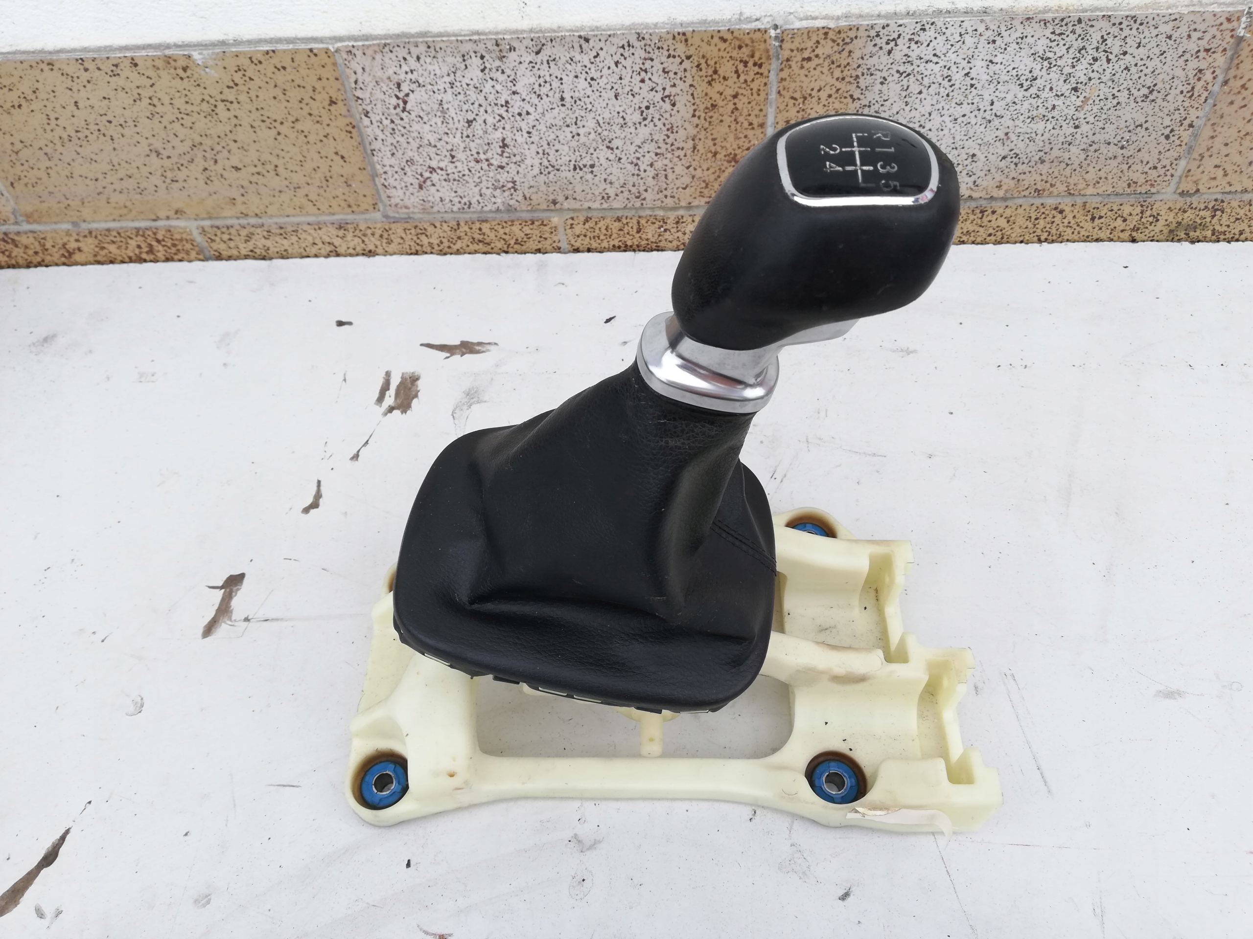 Ручка перемикання передач + хутро HYUNDAI I30 09-12 FL