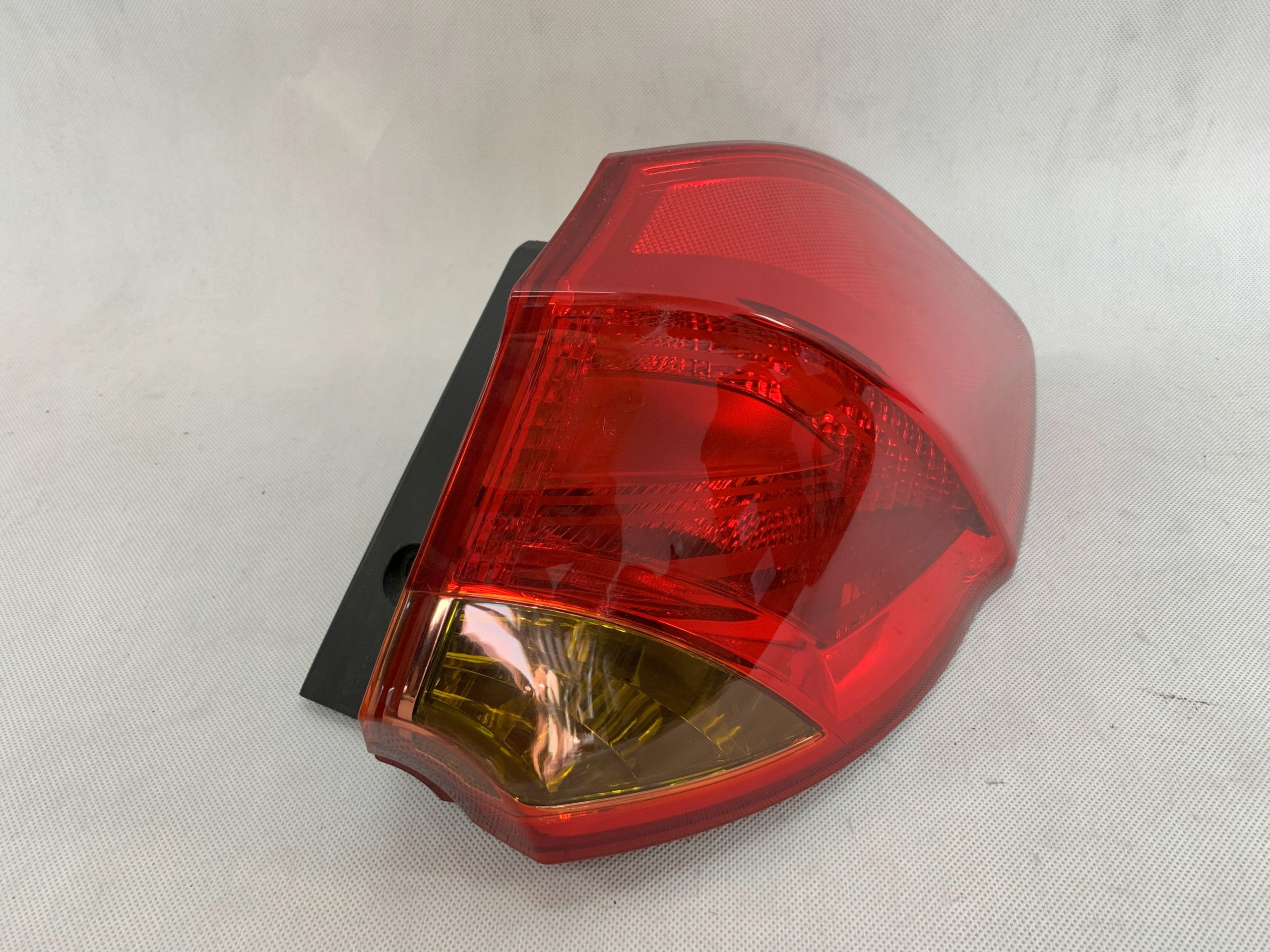 light right rear Kia Ceed 2 II hb cee'd 12-18r 5D 92402-A20 05.25