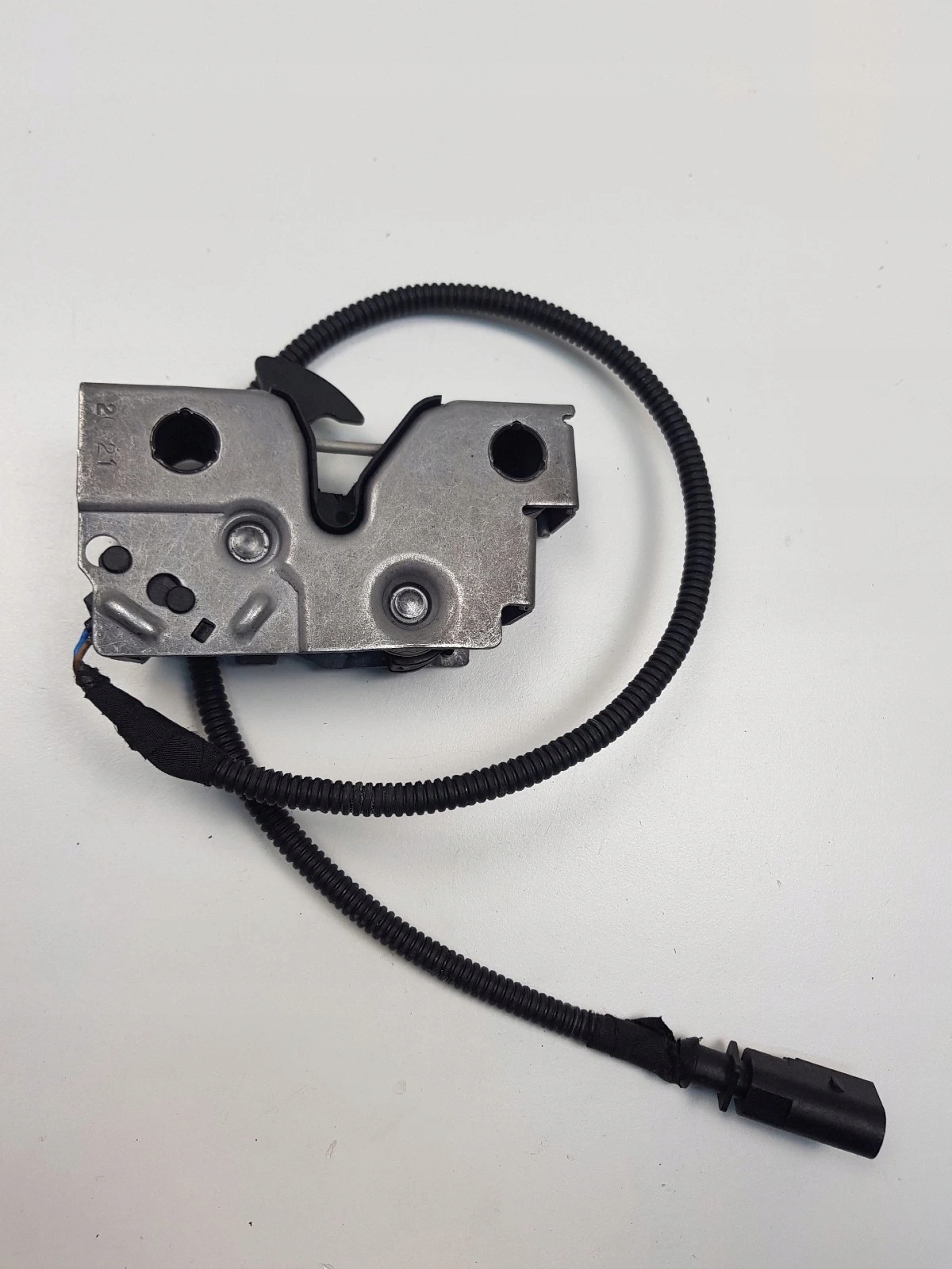 VW ID.4 ID.5 ZAMEK MASKI 11B823509A