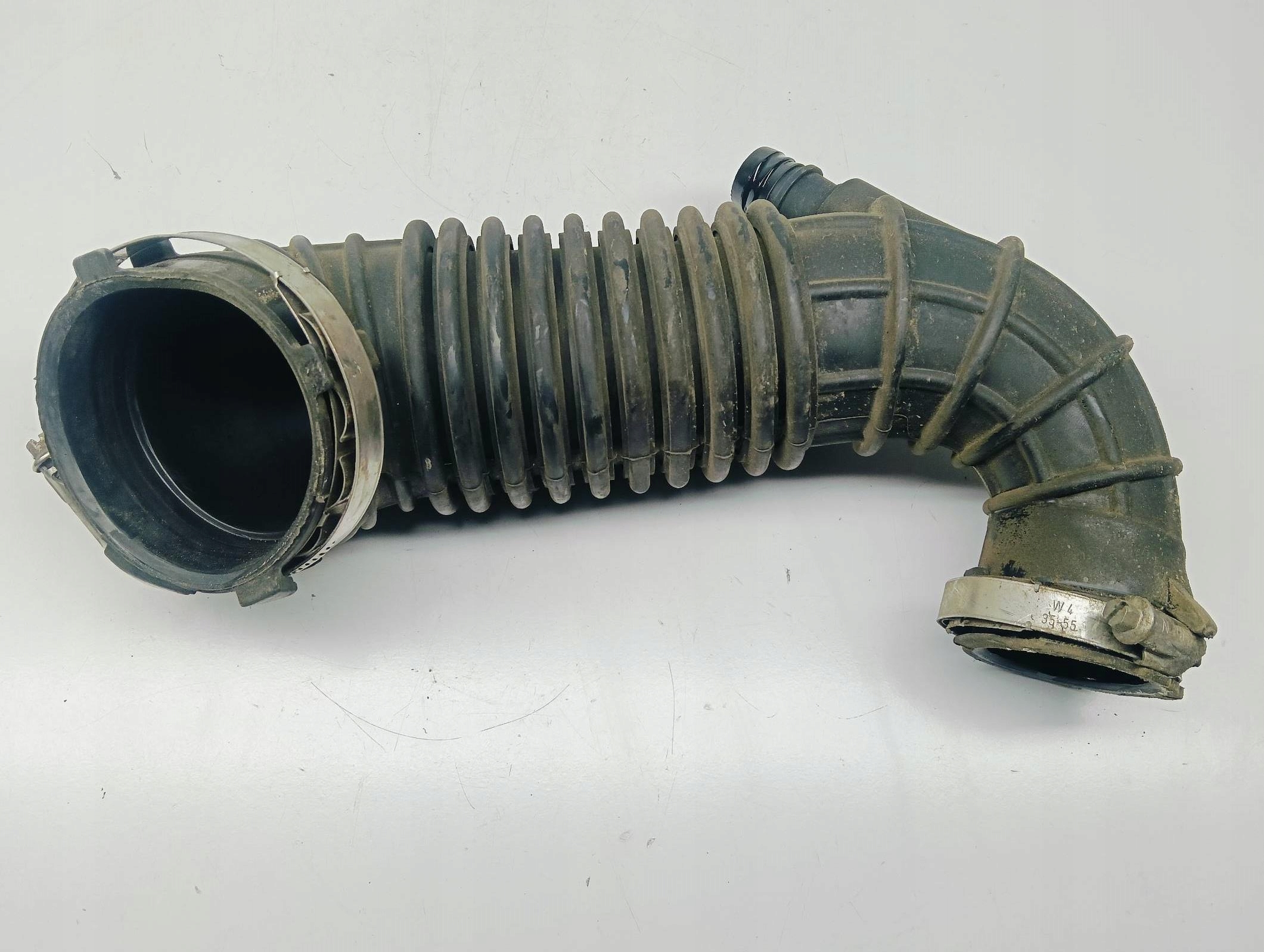 pipe wiring air Audi A4 B8 2.0 TDI 03G129629