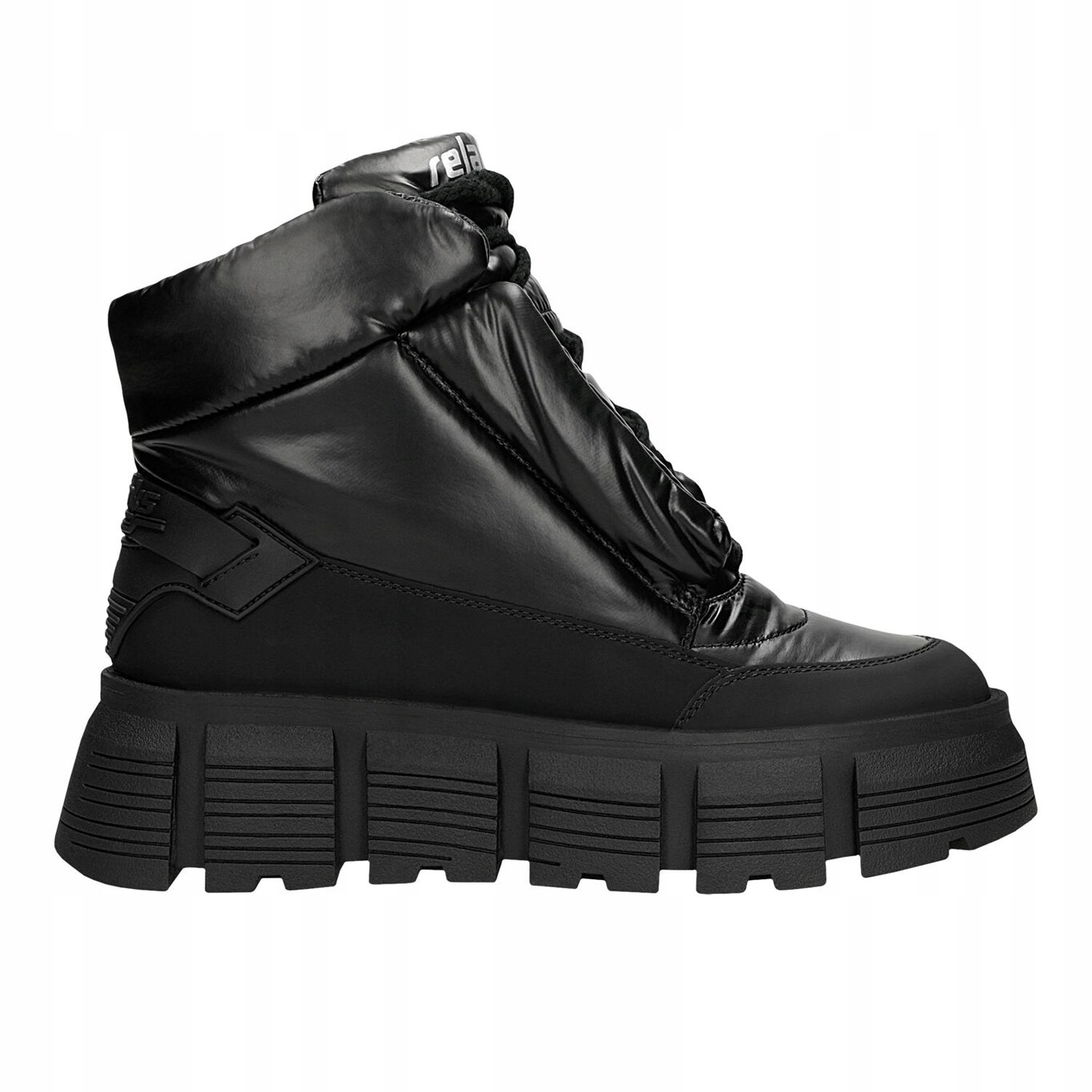 Černé dámské sněhule Relaks na masivní podrážce, velikost vel.