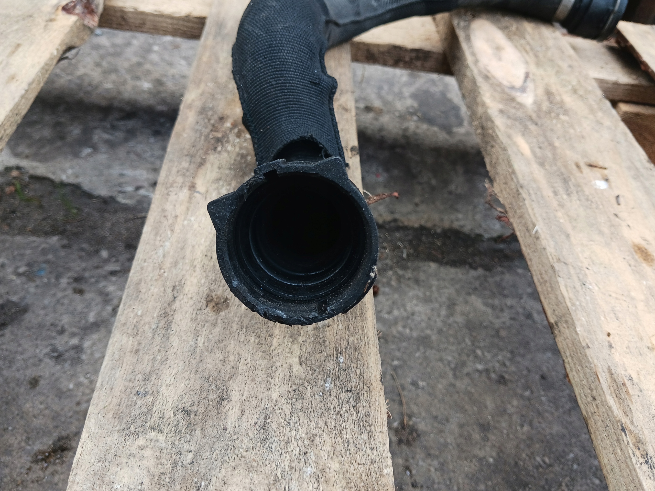 pipe cooling Audi A5 8T 1.8 TFSI S4000197